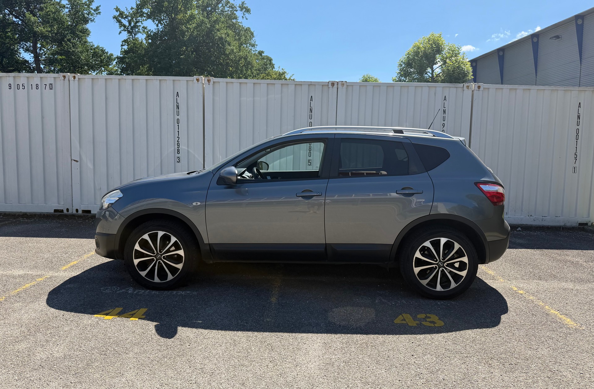 NISSAN Qashqai 2.0 dCi 4WD tekna Automatic-image-3