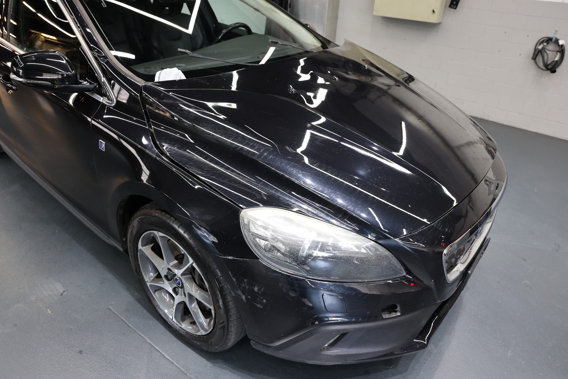 VOLVO V40 Cross Country T5 AWD Summum Geartronic-image-5
