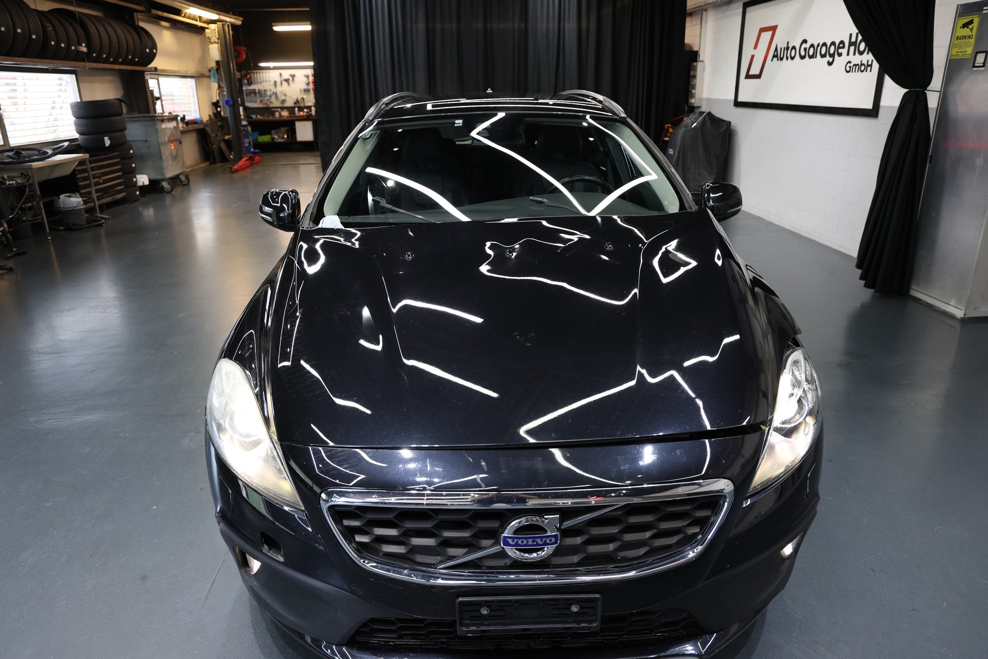 VOLVO V40 Cross Country T5 AWD Summum Geartronic-image-17