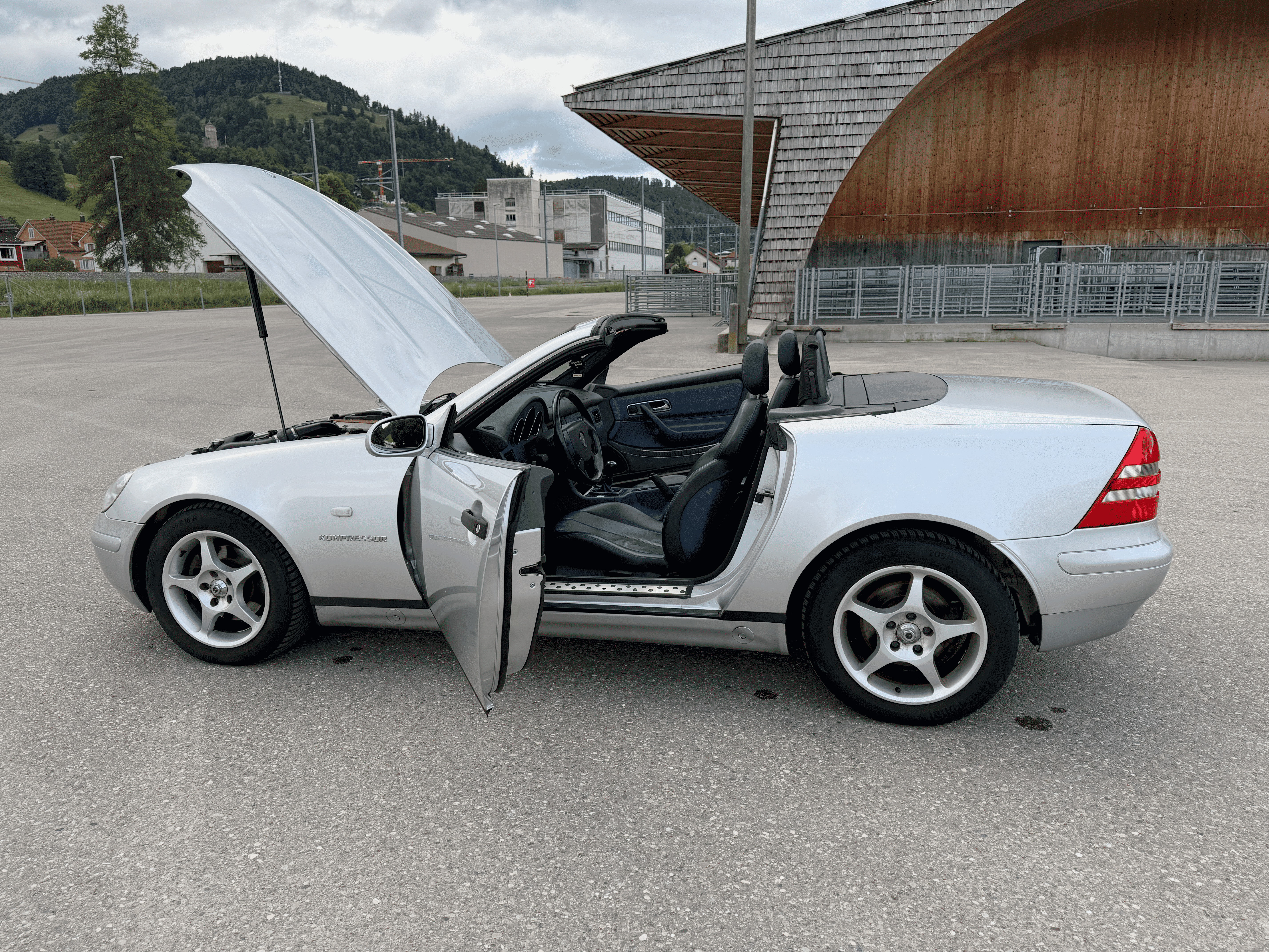 Car photo