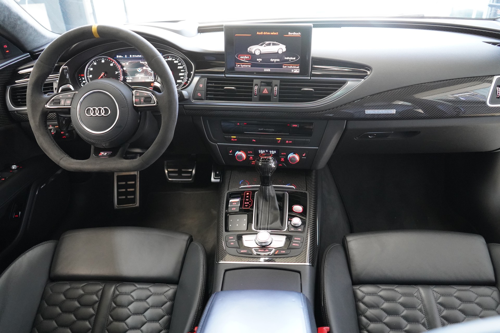 AUDI RS7 Sportback 4.0 TFSI V8 performance quattro-image-27