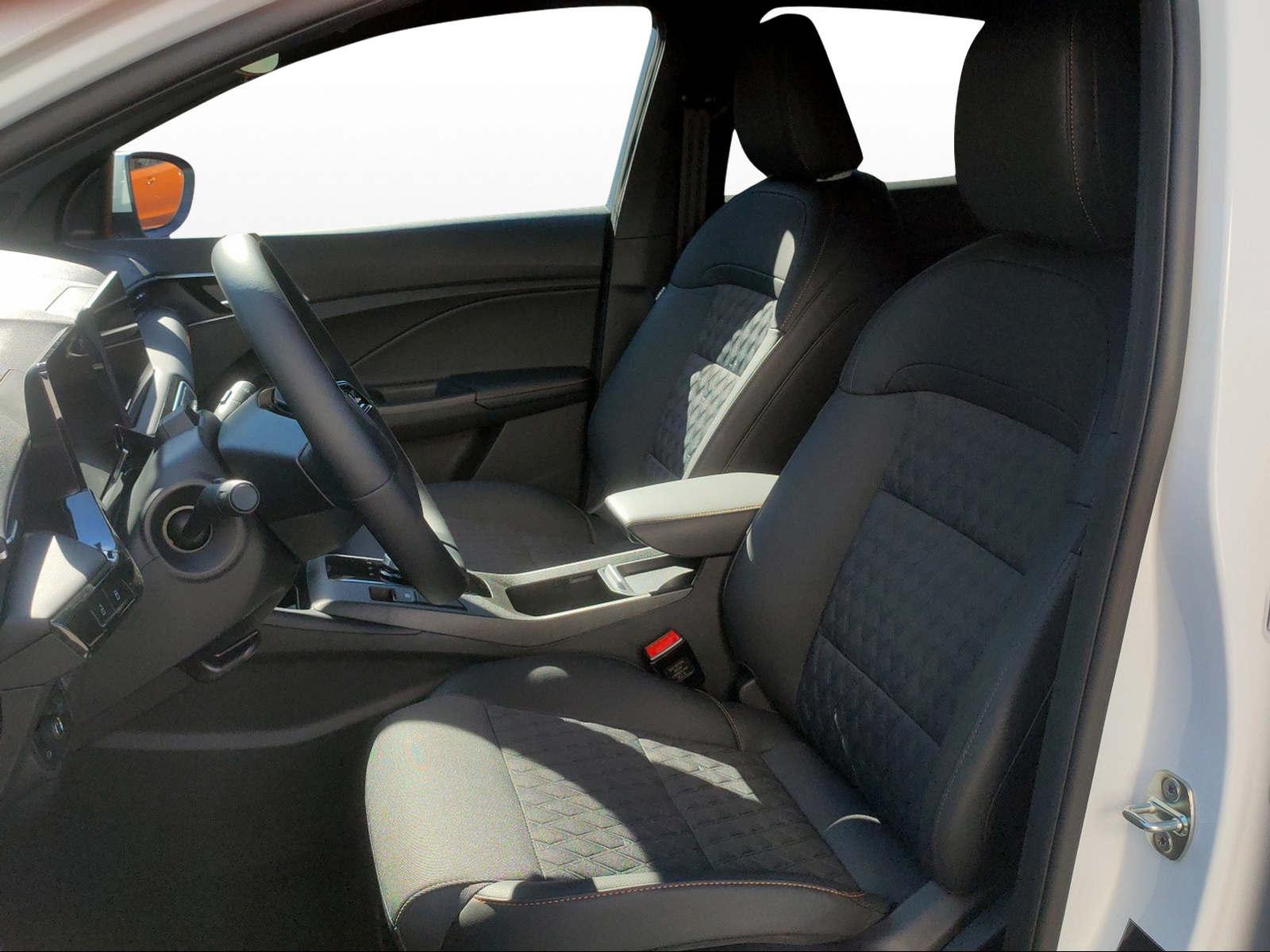 MG 3 1.5 Hybrid Luxury-image-8
