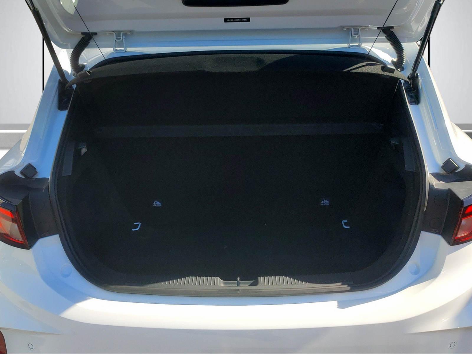 MG 3 1.5 Hybrid Luxury-image-13