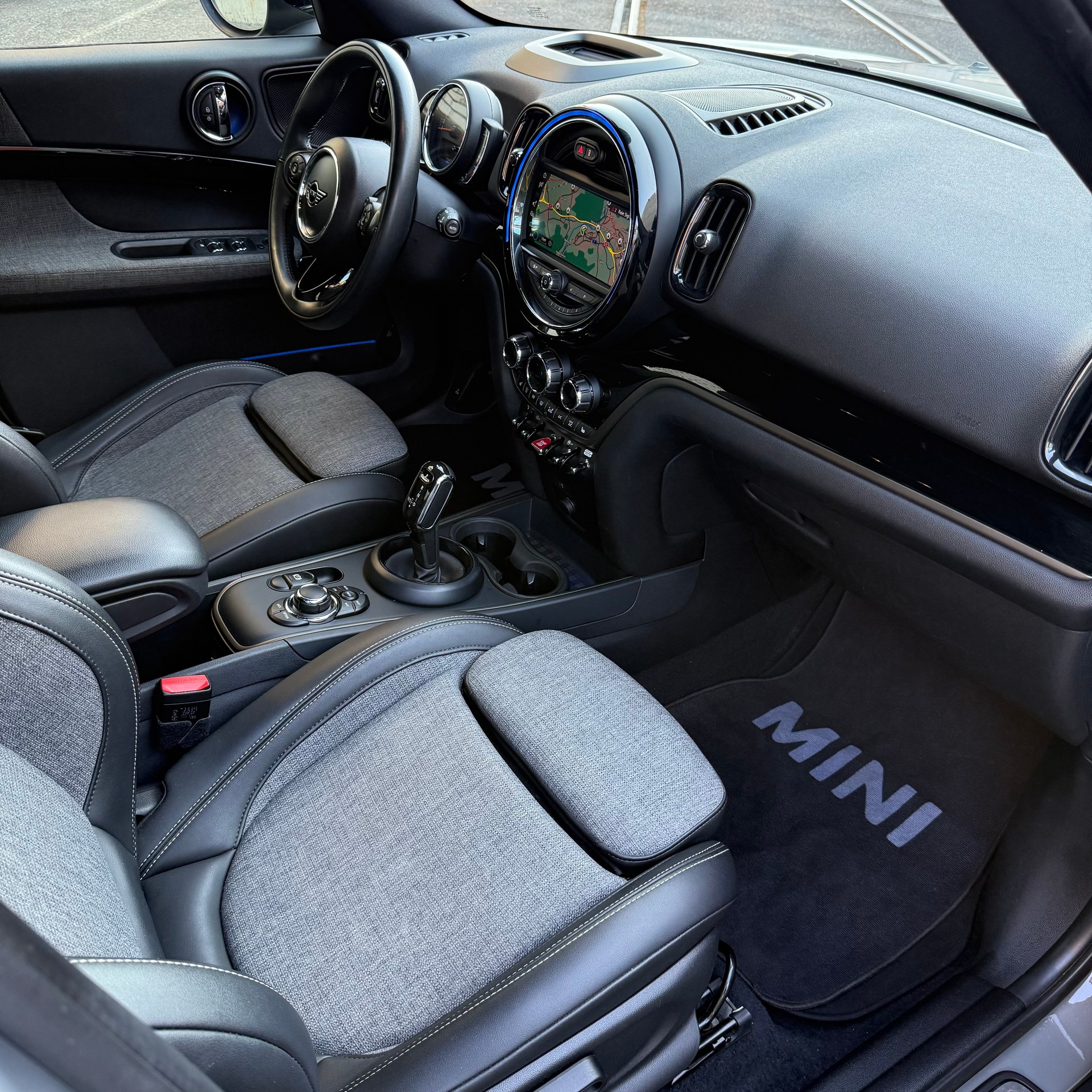 MINI Countryman Cooper S ALL4 Steptronic Swiss-image-12