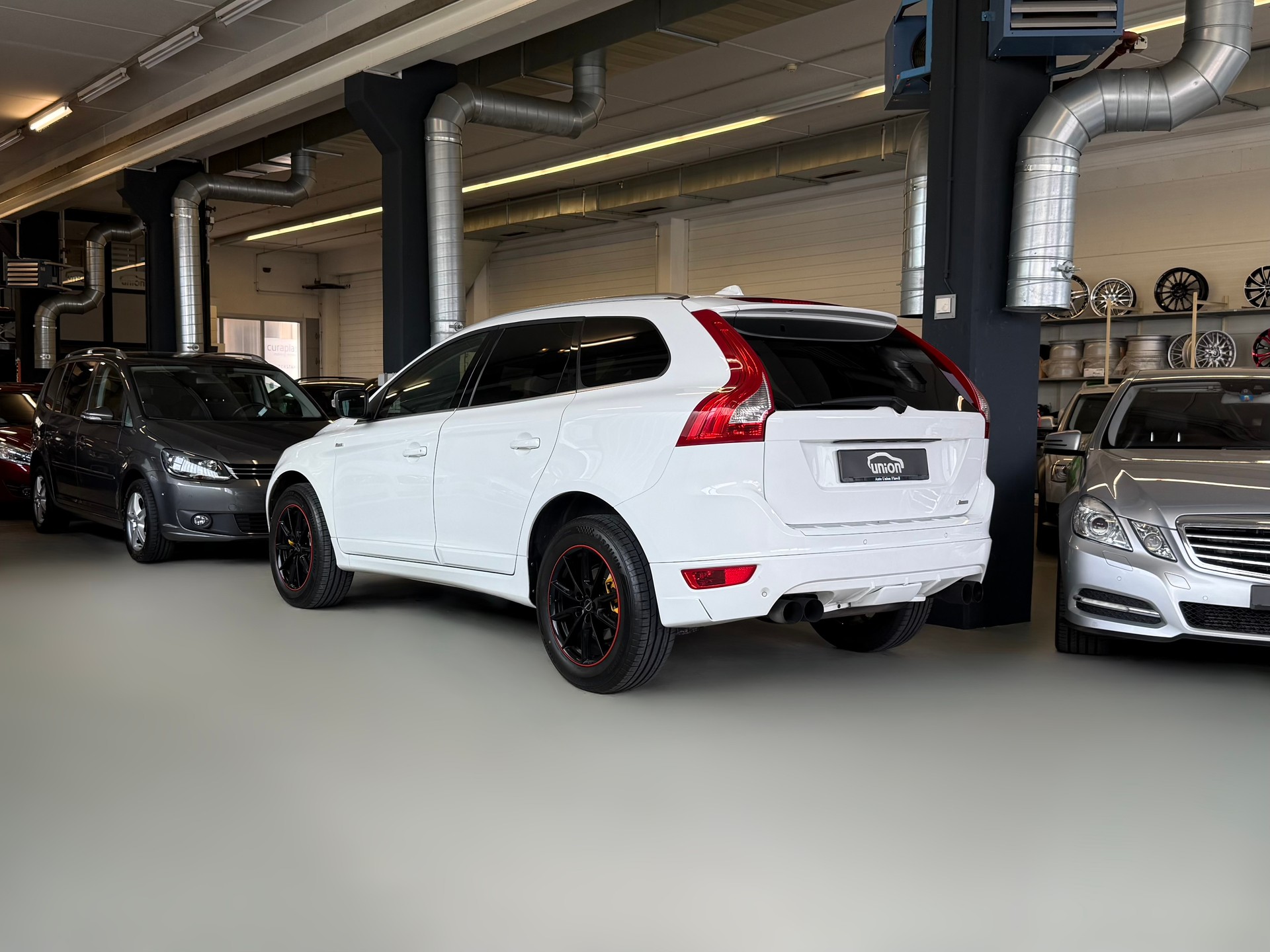 VOLVO XC60 T6 AWD Summum Geartronic-image-6