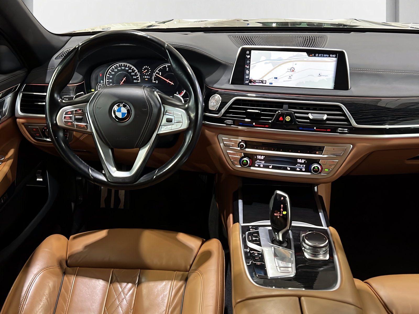 BMW 730d xDrive Steptronic**M-Paket,Head up,360 Kamera,Display Schlüssel**-image-9