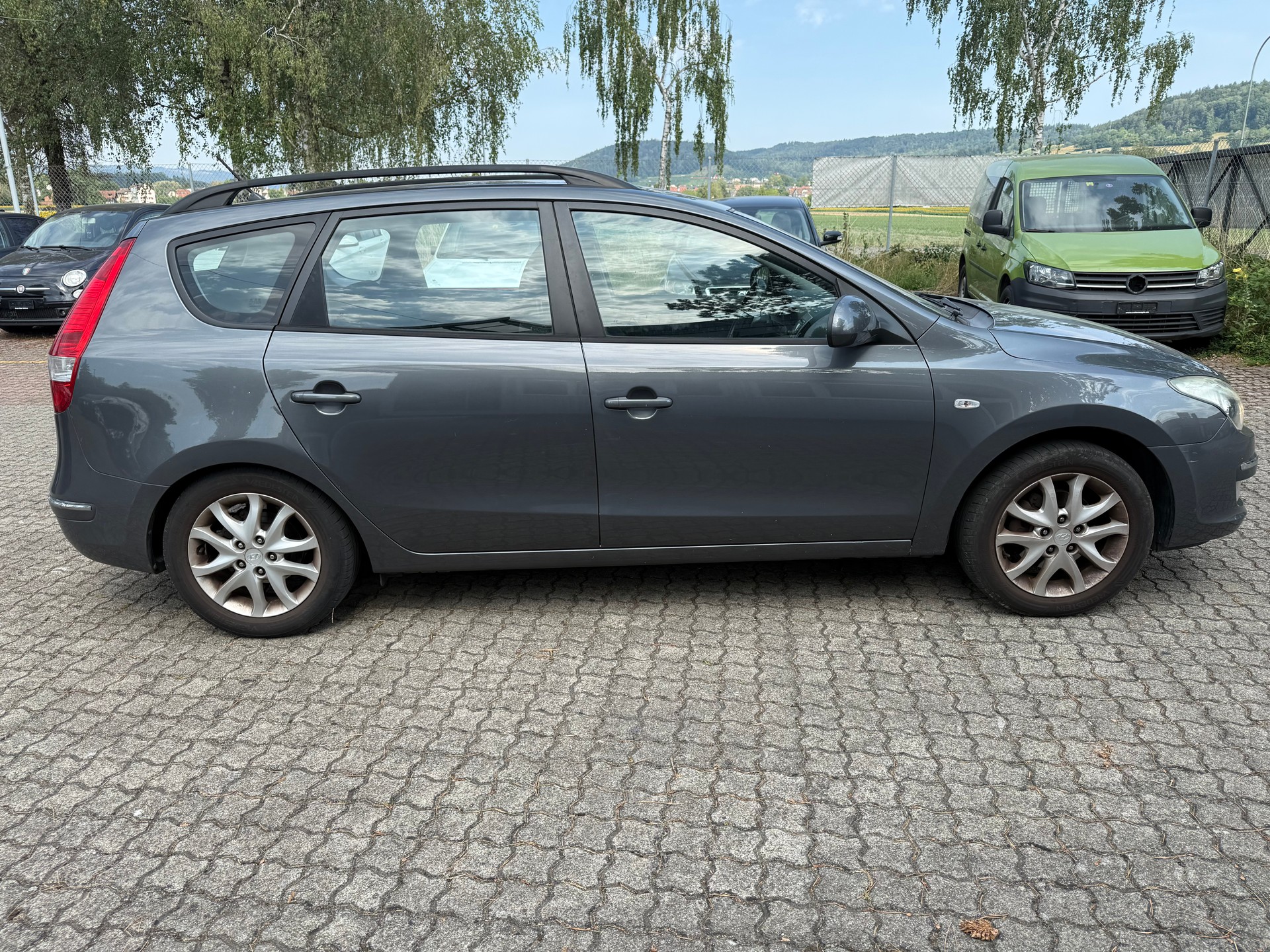 HYUNDAI i30 Wagon 1.4 Comfort-image-3