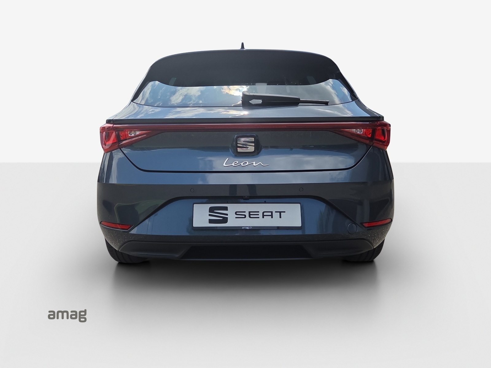SEAT Leon 1.5 eTSI mHEV DSG Go-image-3