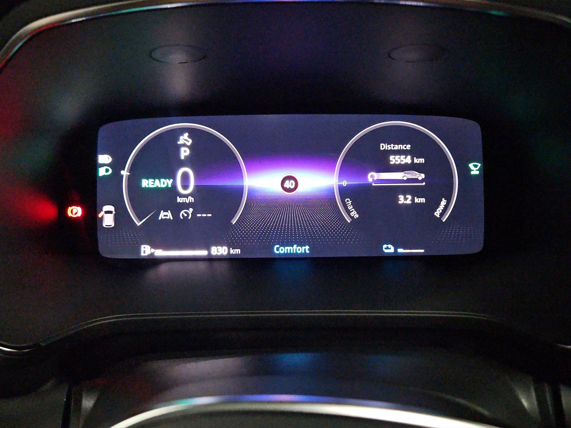 RENAULT Captur 1.6 E-Tech 145 Techno DHT-image-10