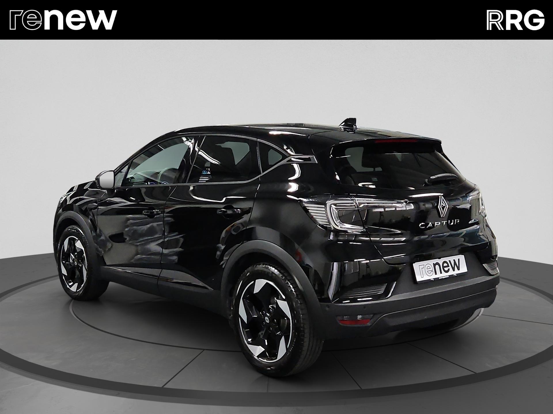 RENAULT Captur 1.6 E-Tech 145 Techno DHT-image-4
