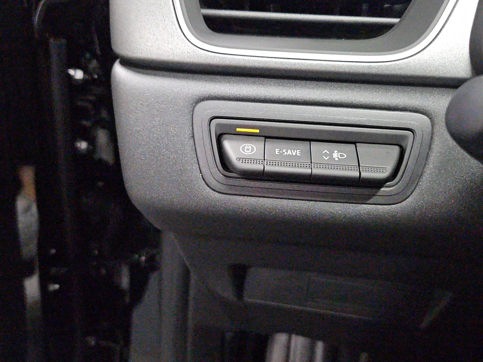 RENAULT Captur 1.6 E-Tech 145 Techno DHT-image-21