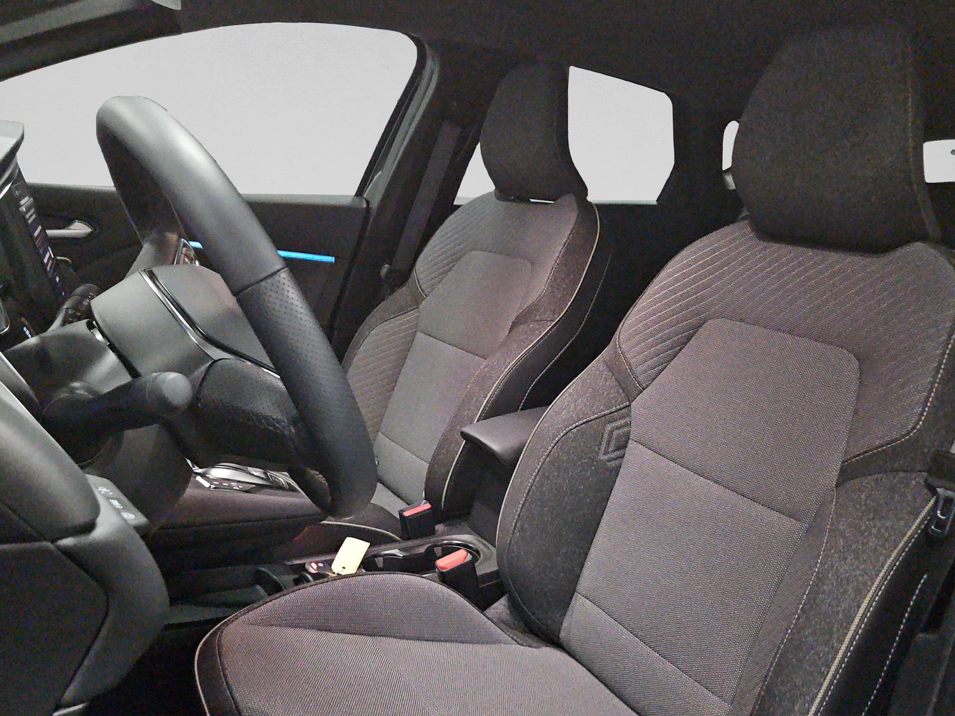 RENAULT Captur 1.6 E-Tech 145 Techno DHT-image-8