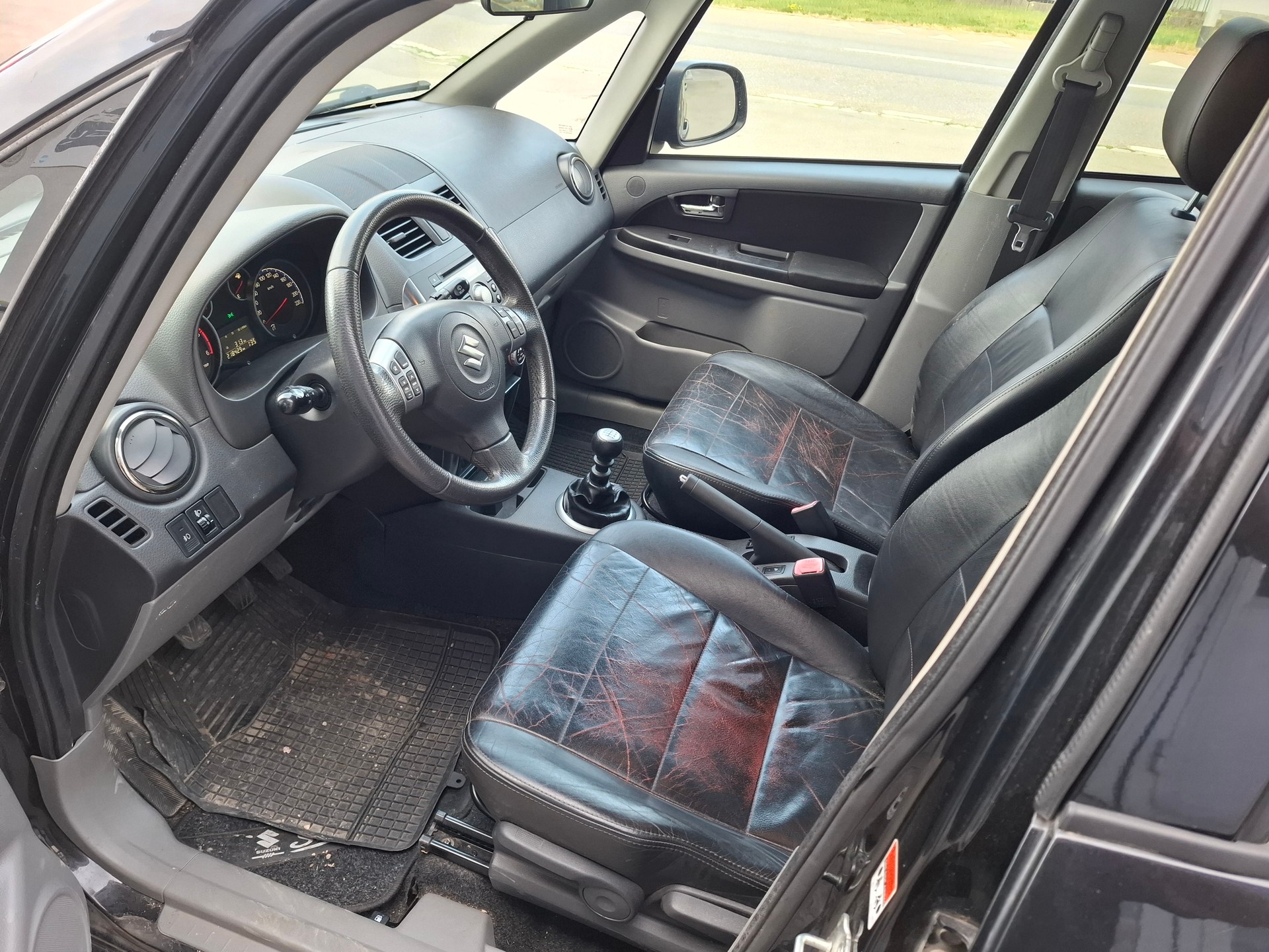 SUZUKI SX4 1.9 TD GL Top 4WD-image-8