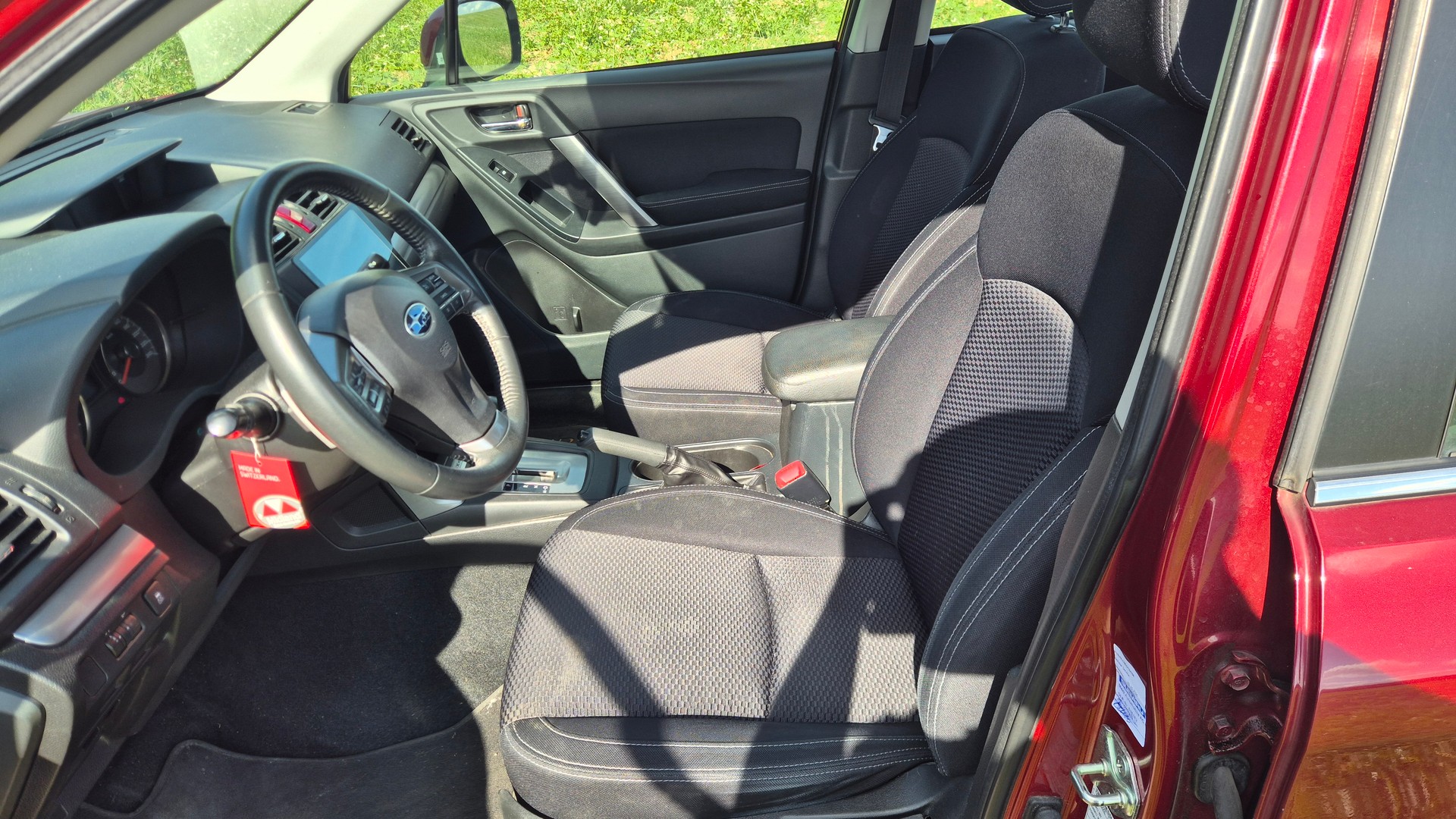 SUBARU Forester 2.0i Swiss Lineartronic-image-3