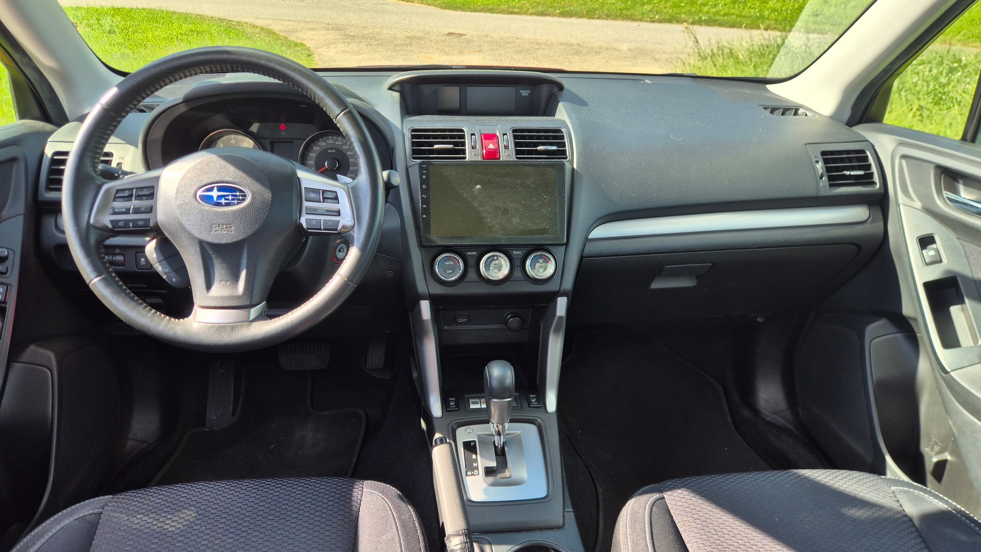 SUBARU Forester 2.0i Swiss Lineartronic-image-5