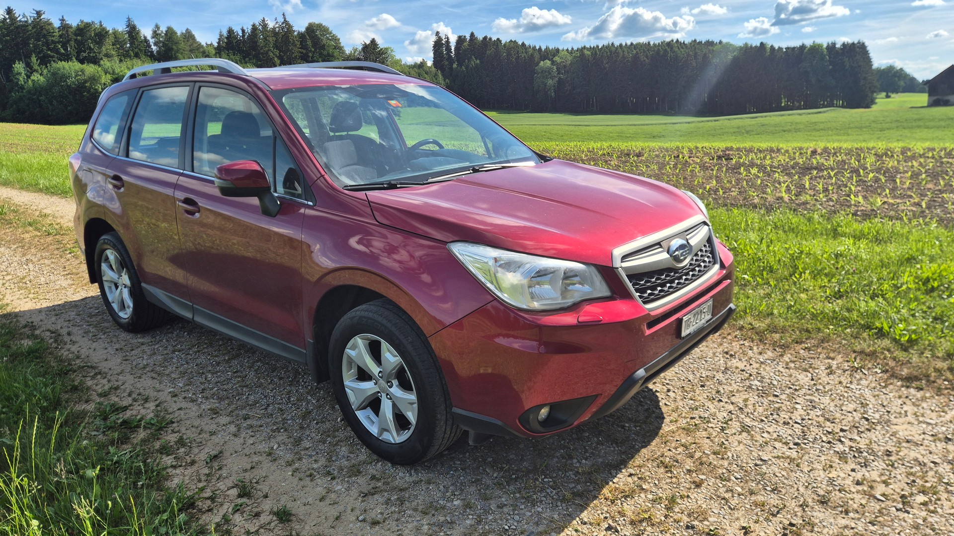 SUBARU Forester 2.0i Swiss Lineartronic