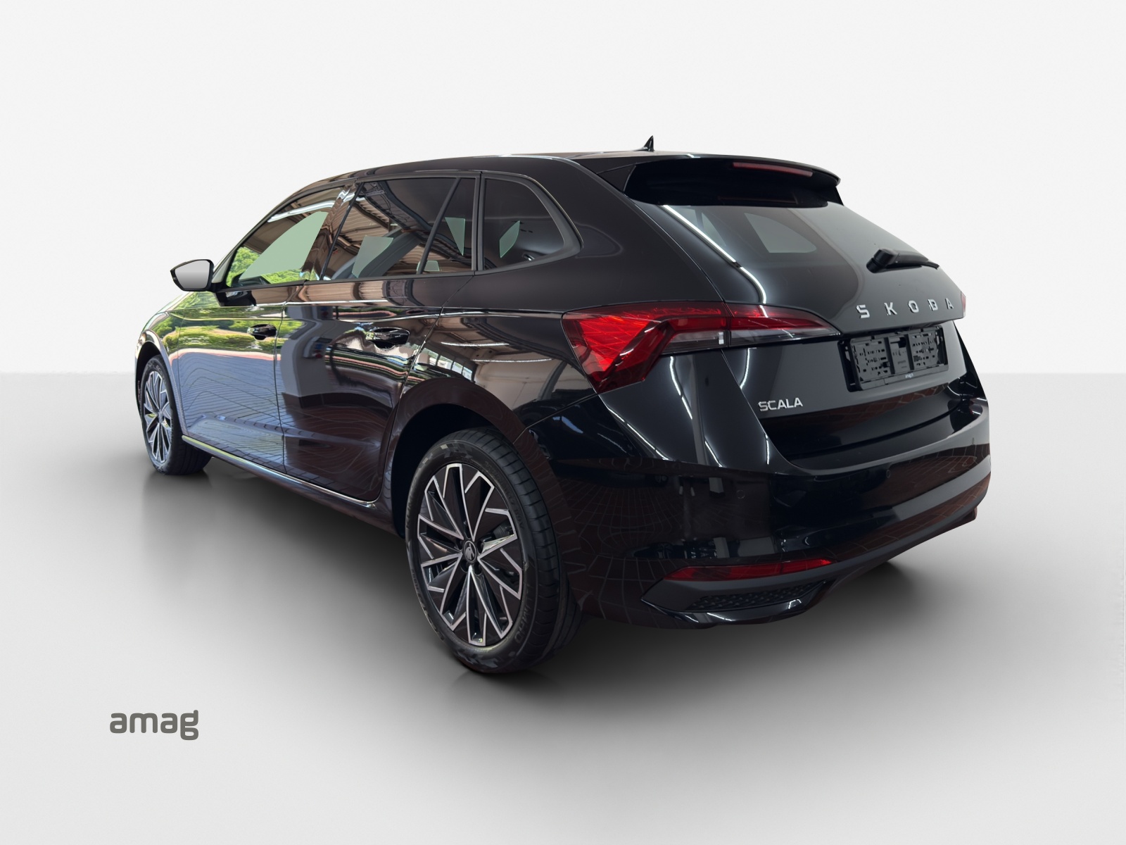 SKODA Scala 1.5 TSI Dynamic DSG-image-2