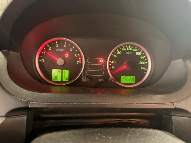 FORD Fiesta 1.25 16V Azura-image-8