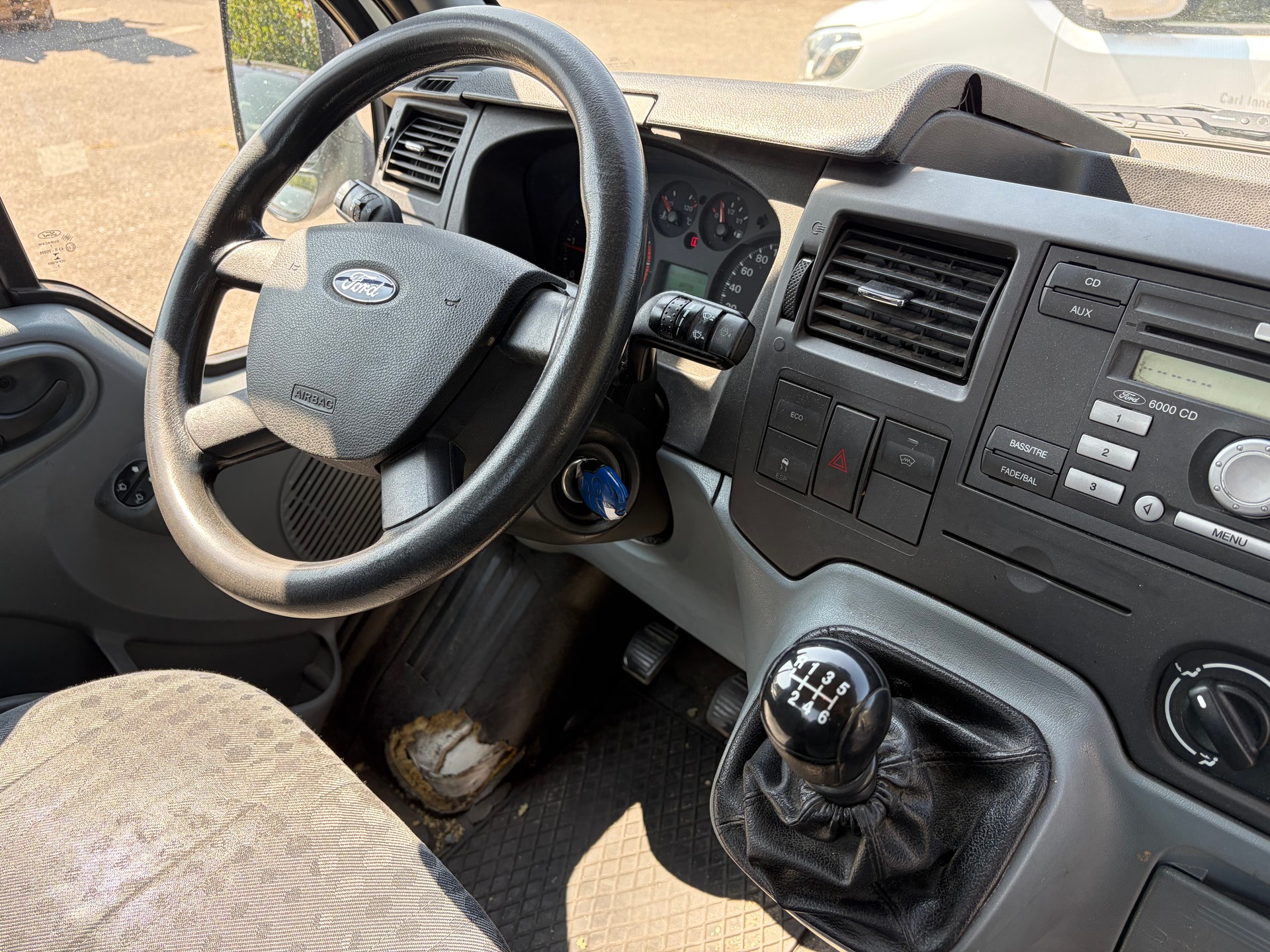 FORD Transit 350M Level 3-image-7