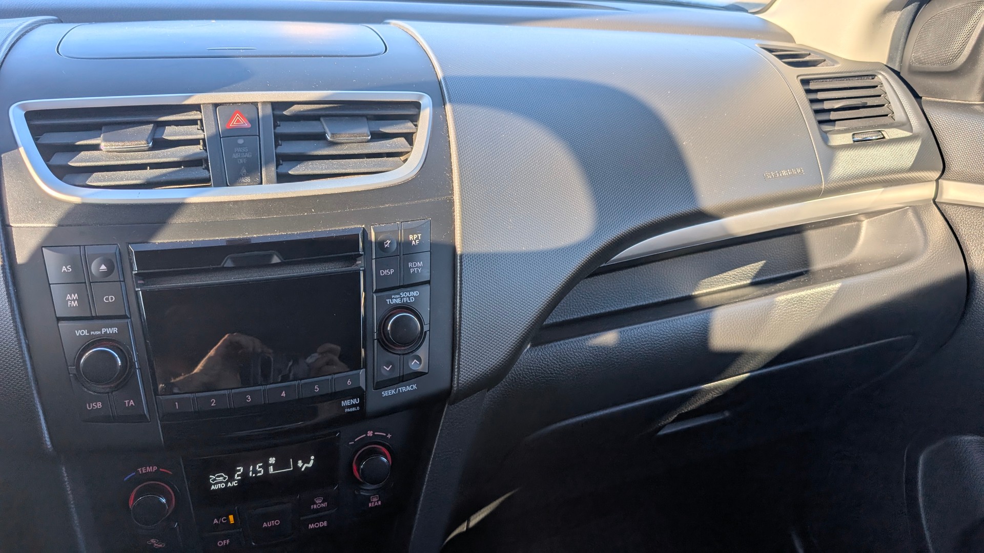 SUZUKI Swift 1.2i 16V GL Top-image-10