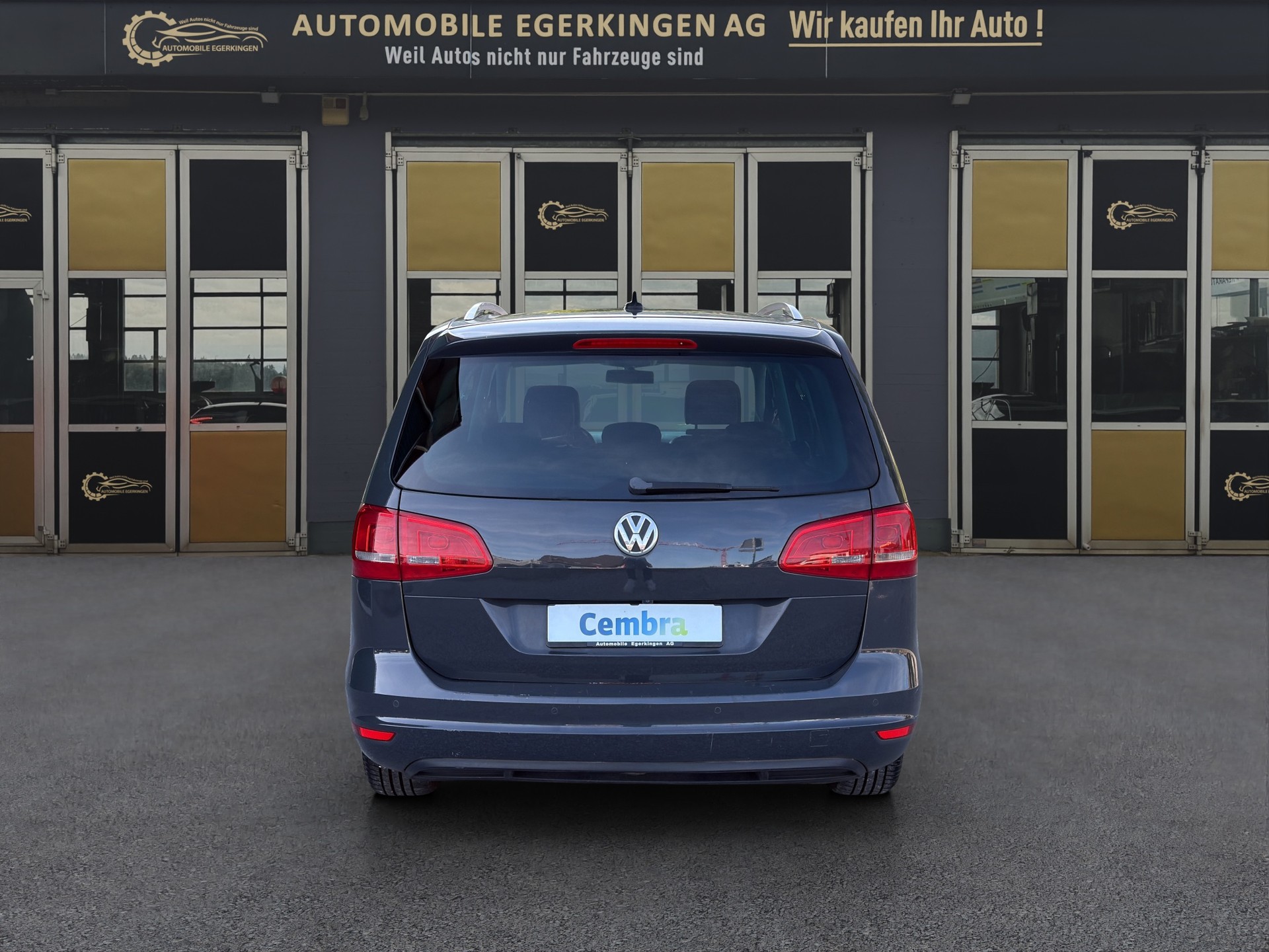 VW Sharan 2.0 TDI BlueMotion Technology Highline DSG-image-5