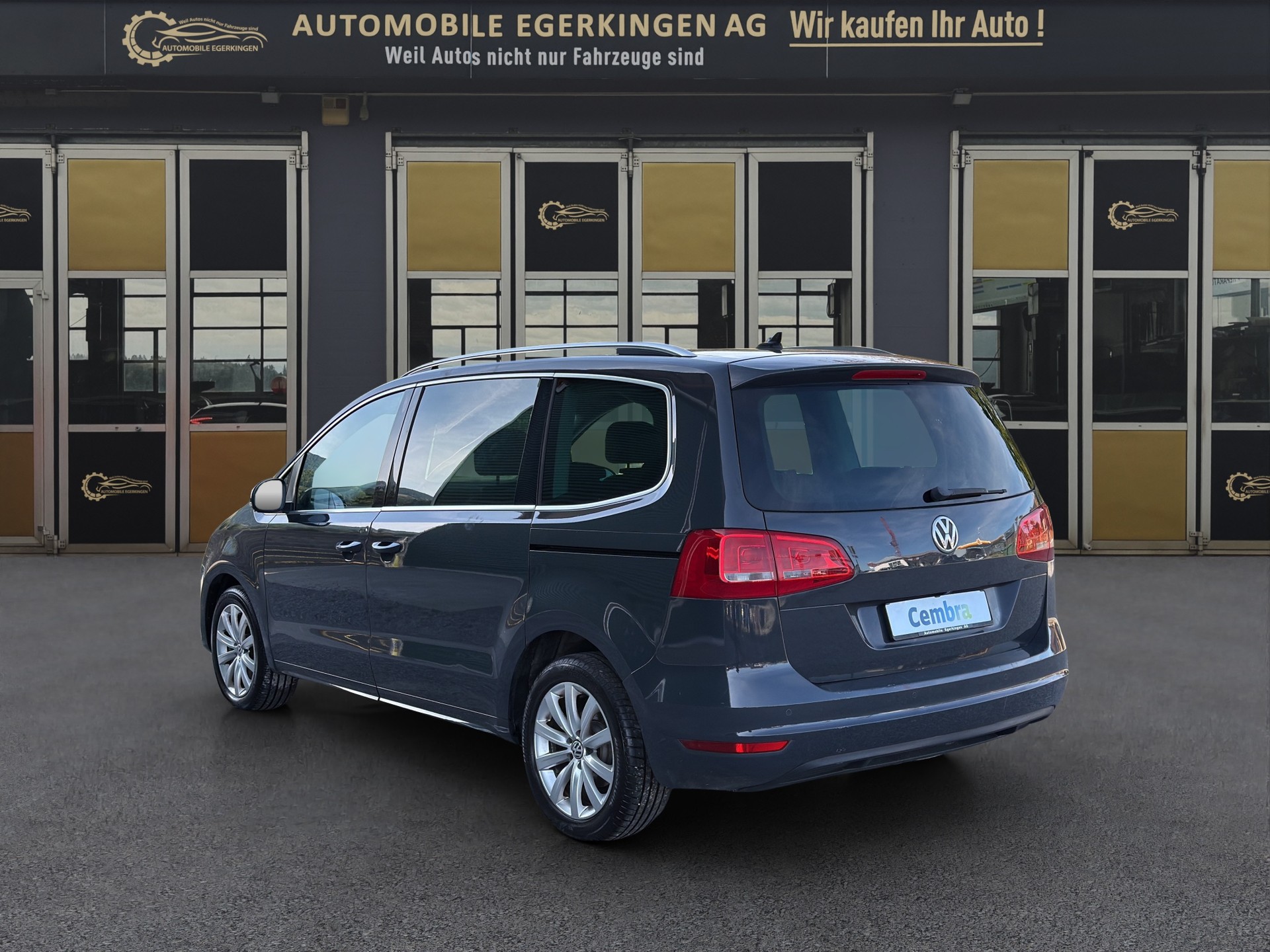 VW Sharan 2.0 TDI BlueMotion Technology Highline DSG-image-6