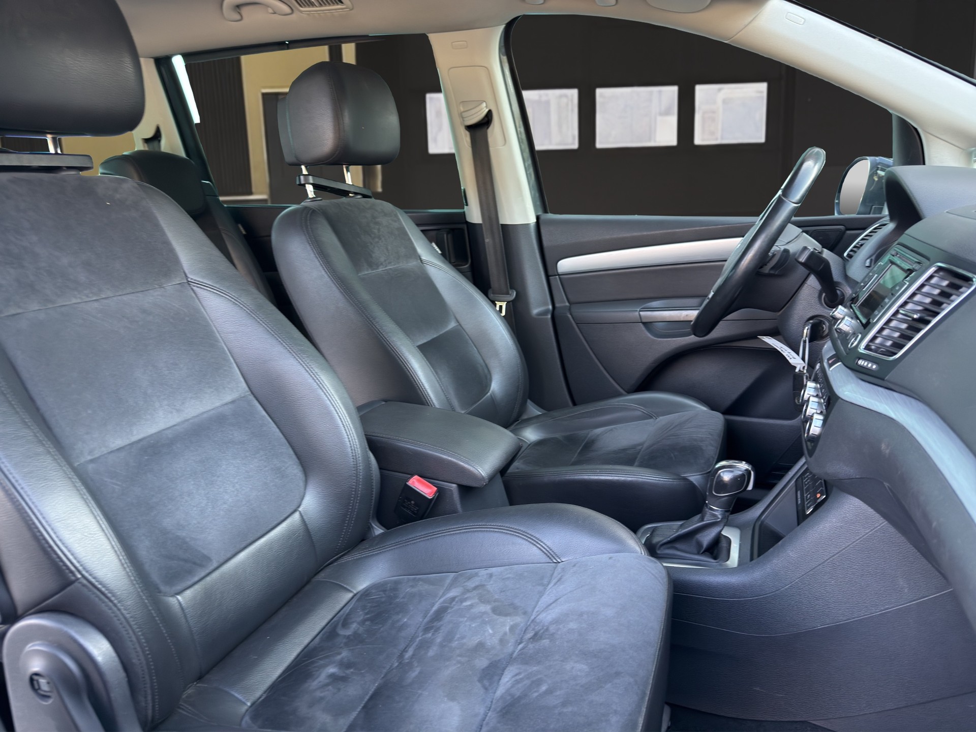 VW Sharan 2.0 TDI BlueMotion Technology Highline DSG-image-9