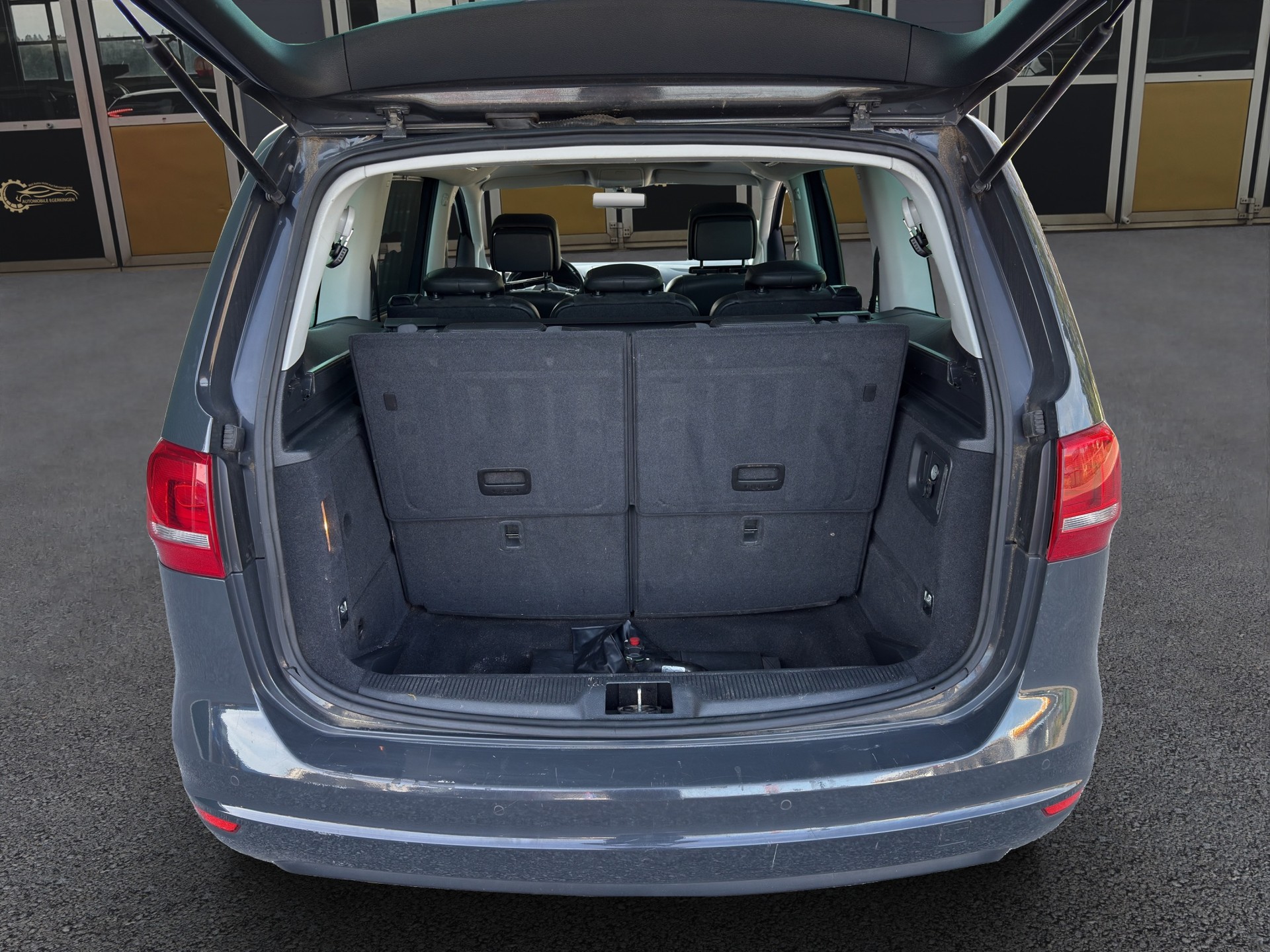 VW Sharan 2.0 TDI BlueMotion Technology Highline DSG-image-15