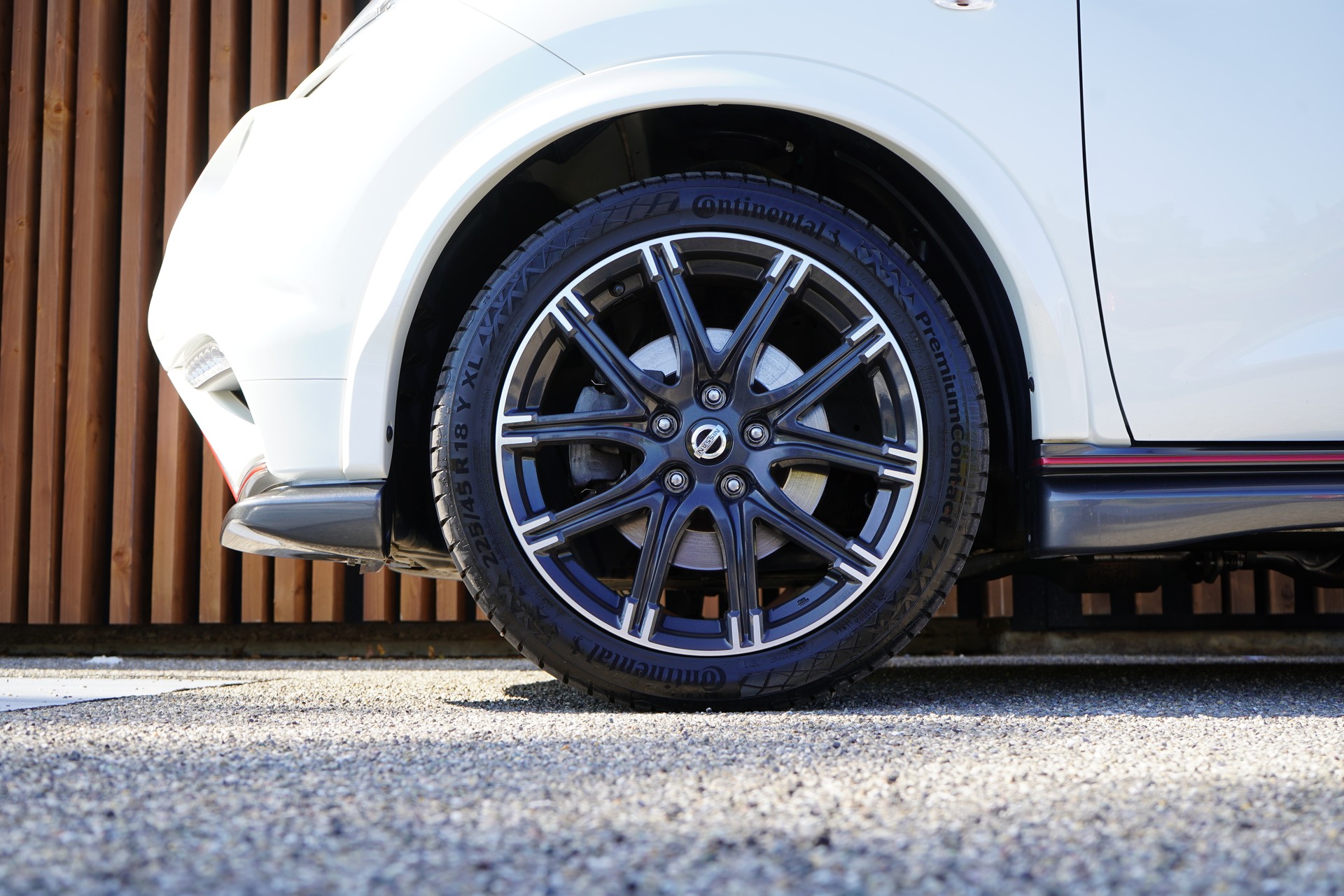 NISSAN JUKE 1.6 DIG-T NISMO 4x4 XTRONIC M-CVT l 200 PS-image-15