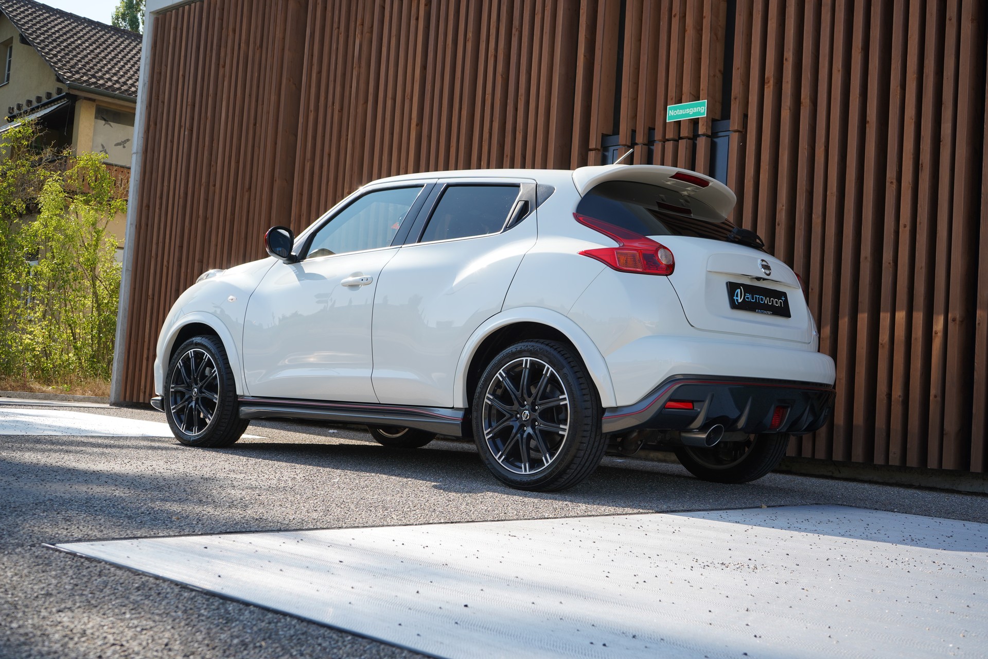 NISSAN JUKE 1.6 DIG-T NISMO 4x4 XTRONIC M-CVT l 200 PS-image-7