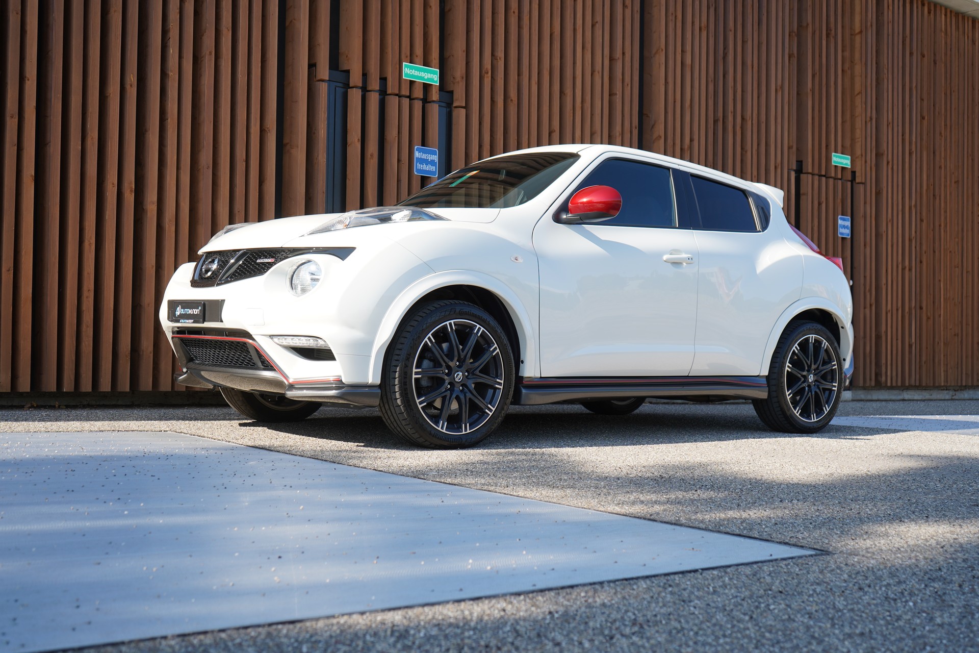 NISSAN JUKE 1.6 DIG-T NISMO 4x4 XTRONIC M-CVT l 200 PS-image-6