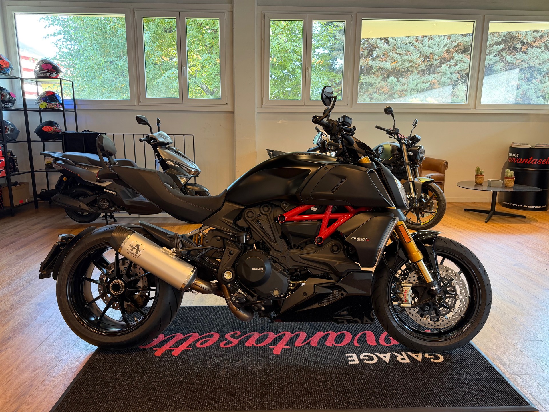 DUCATI Diavel 1260 S-image-2