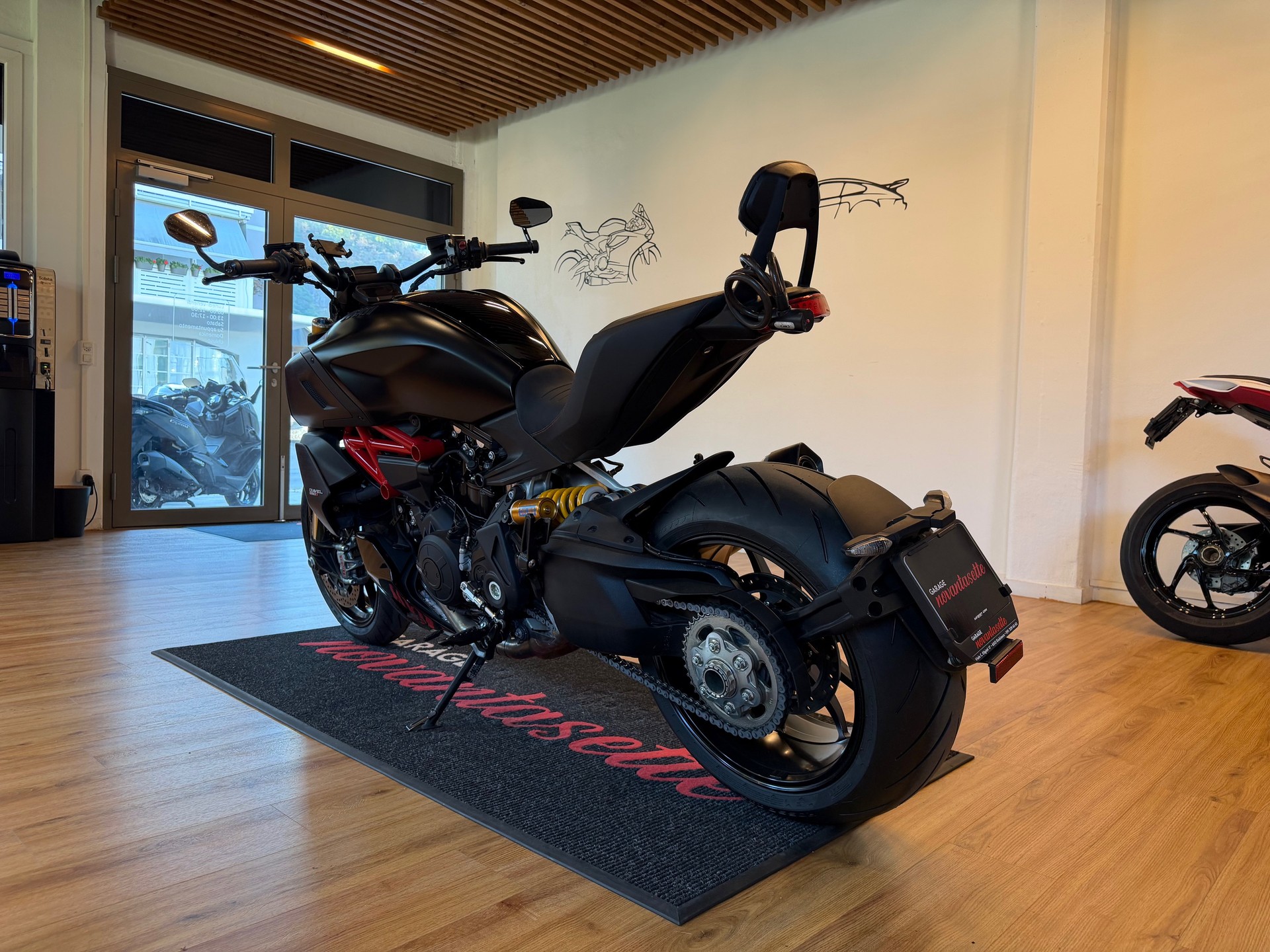 DUCATI Diavel 1260 S-image-4