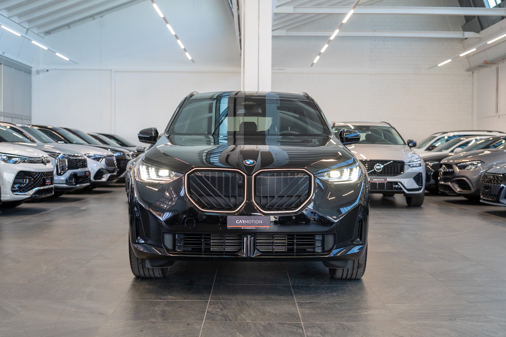 BMW X3 40d xDrive / Iconic Glow / Head-Up Display / Harman Kardon-showroom-element-1