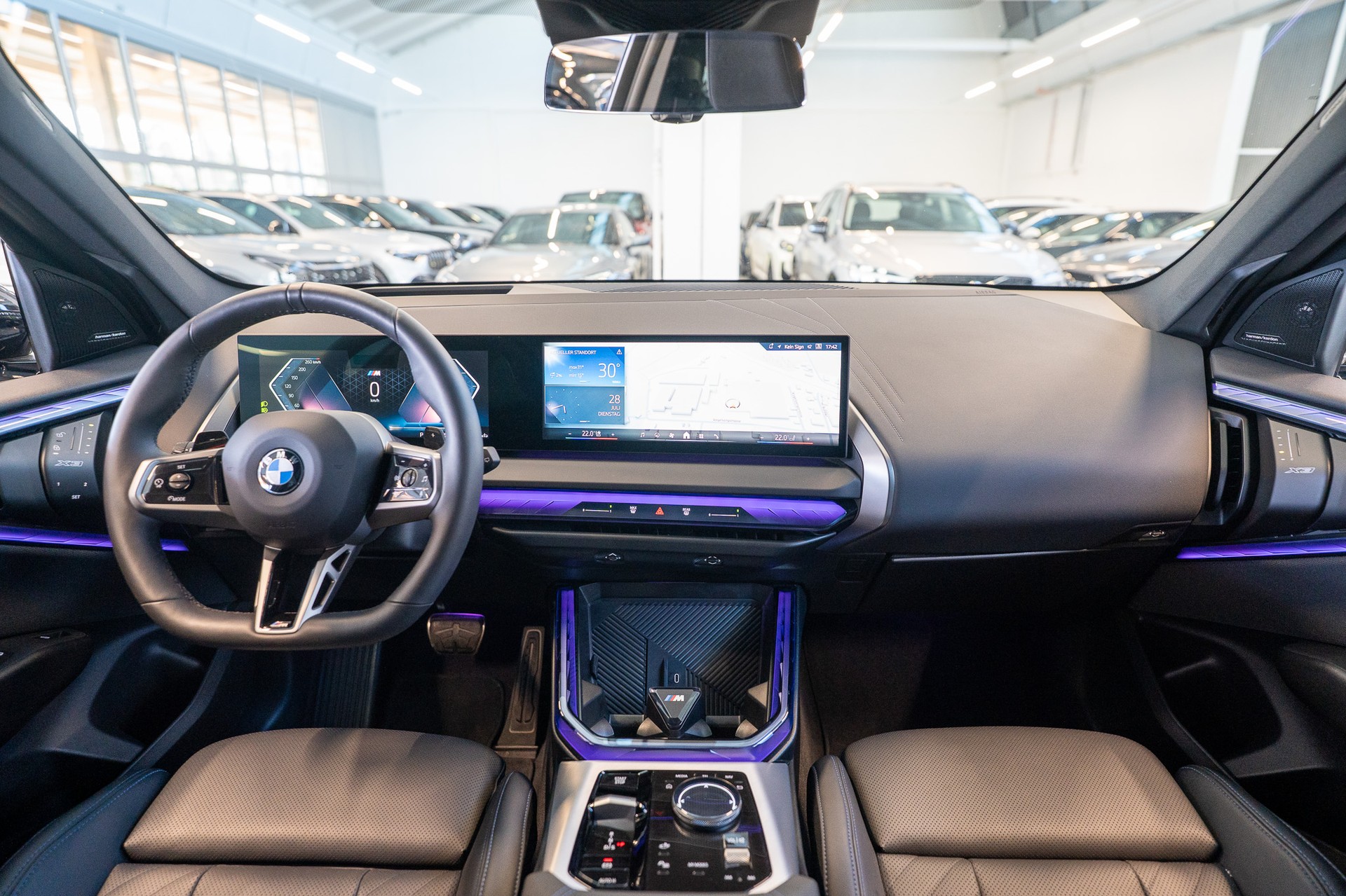 BMW X3 40d xDrive / Iconic Glow / Head-Up Display / Harman Kardon-image-19