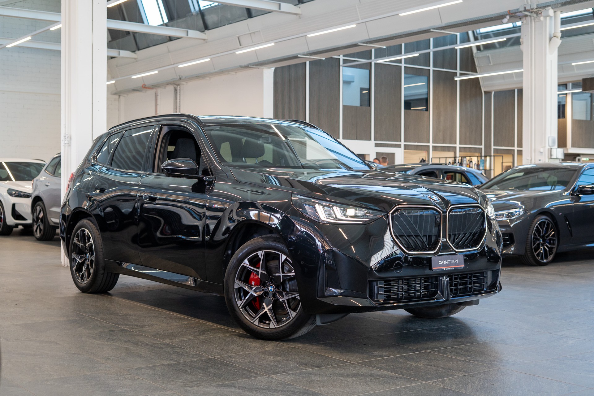BMW X3 40d xDrive / Iconic Glow / Head-Up Display / Harman Kardon-showroom-element-2