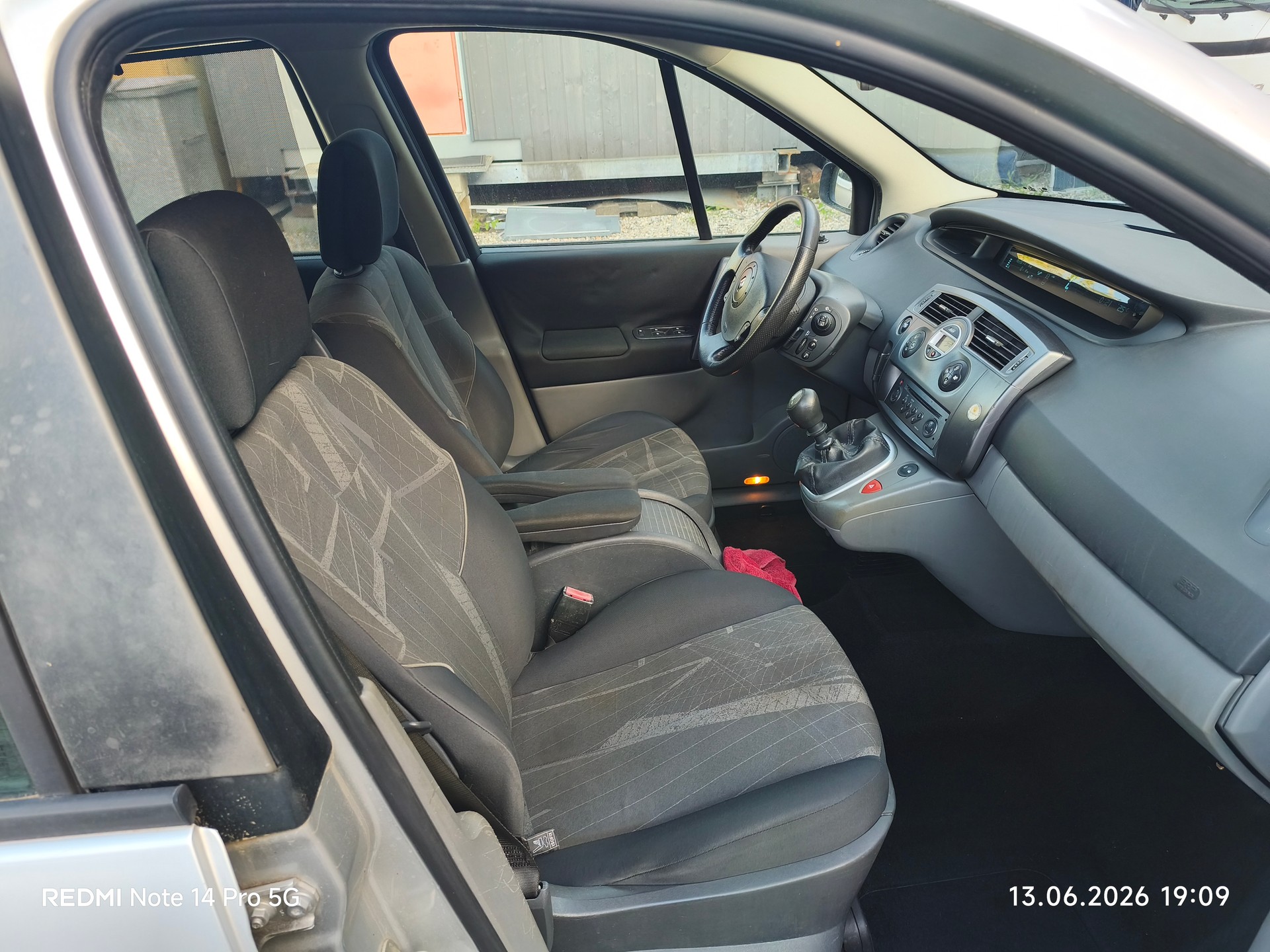 RENAULT 2.0 16V Expression-image-4