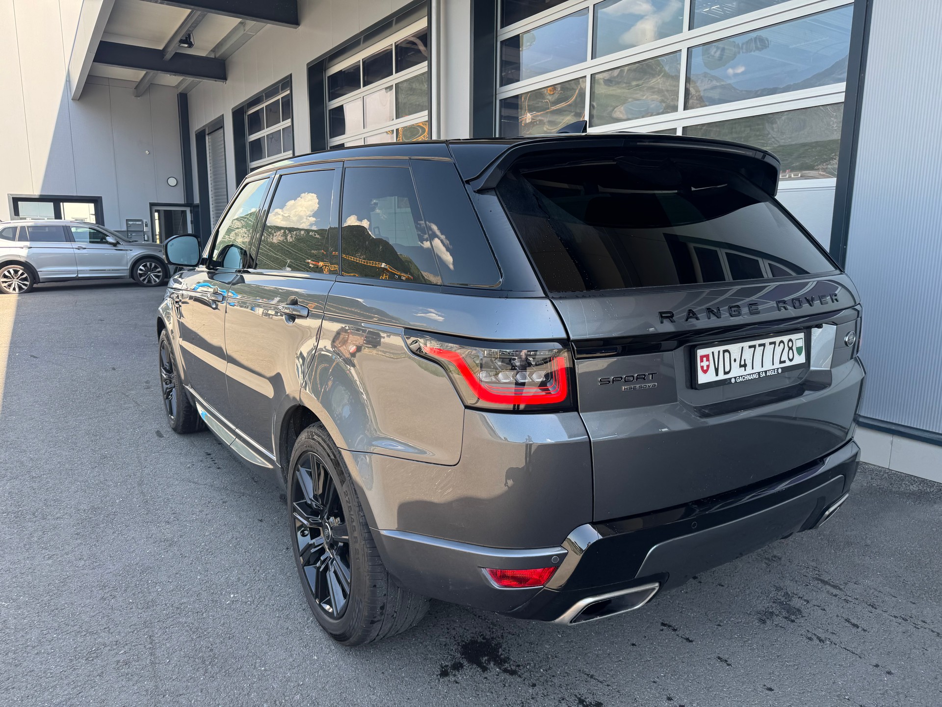 LAND ROVER 3.0 SDV6 SE-image-2