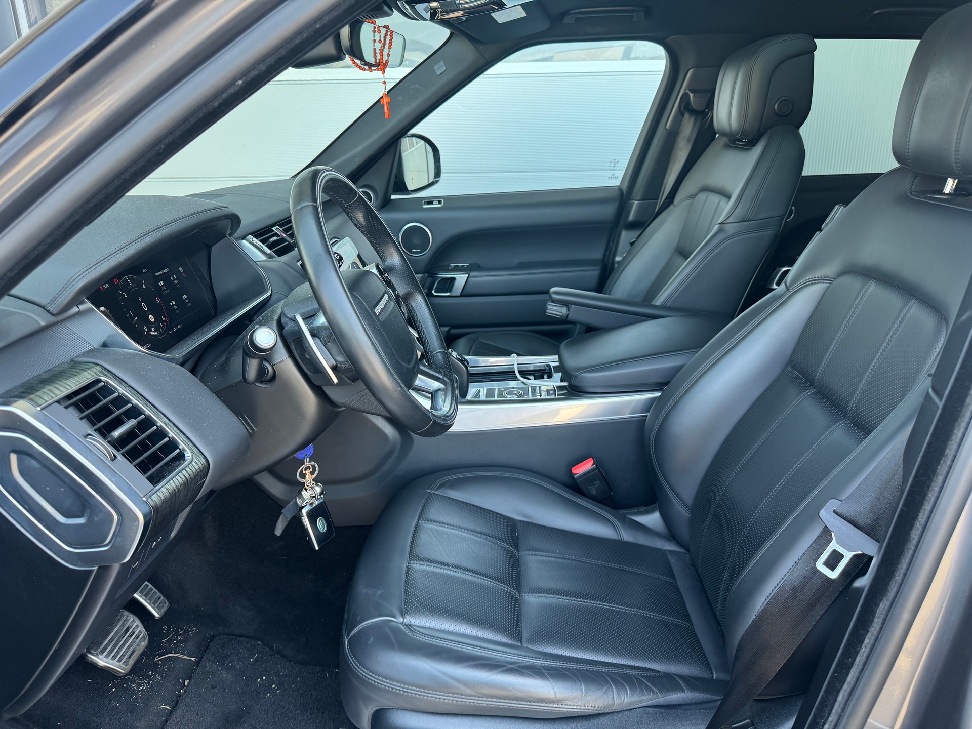 LAND ROVER 3.0 SDV6 SE-image-5