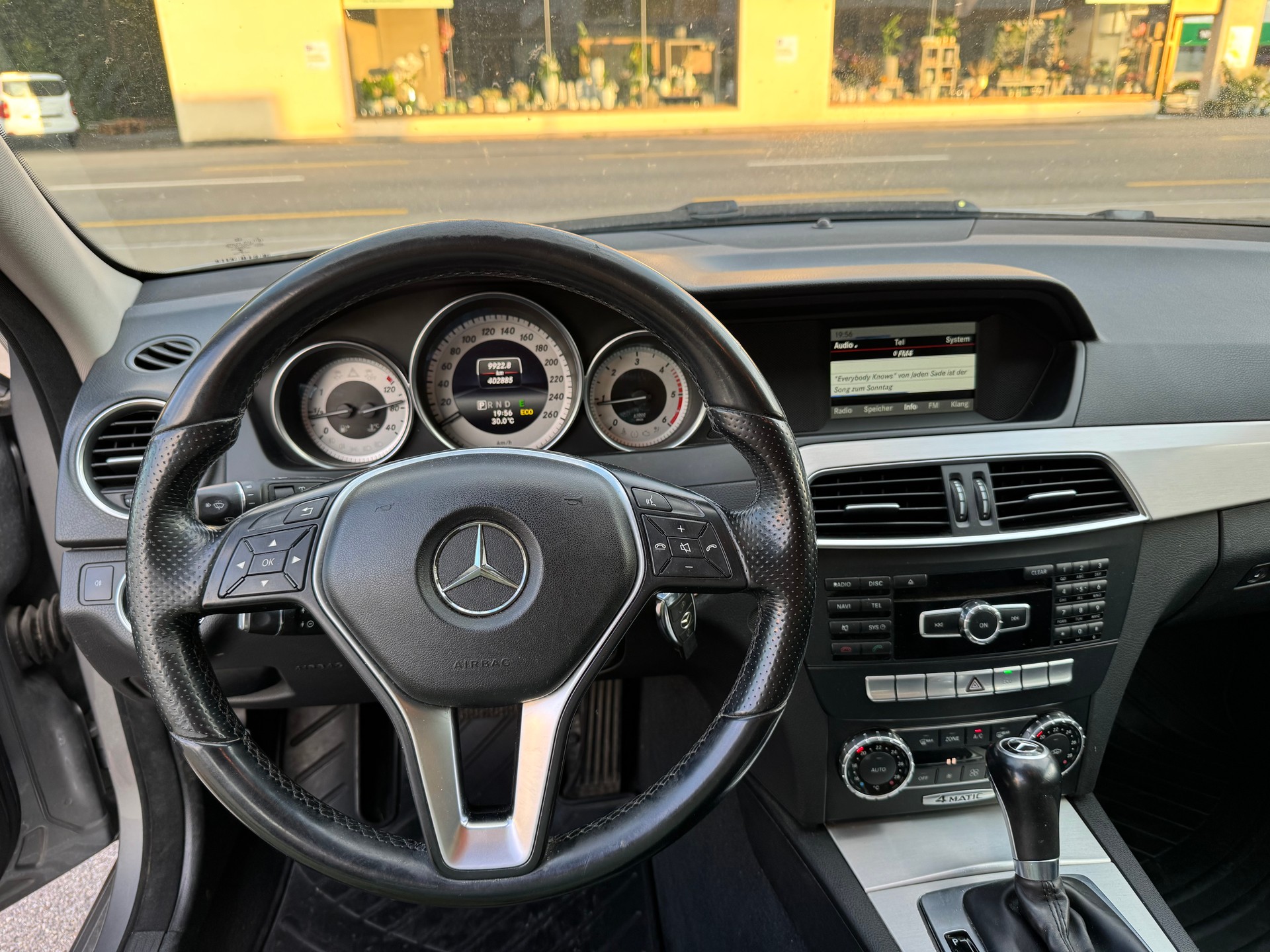 MERCEDES-BENZ C 220 CDI Avantgarde 4Matic 7G-Tronic-image-11