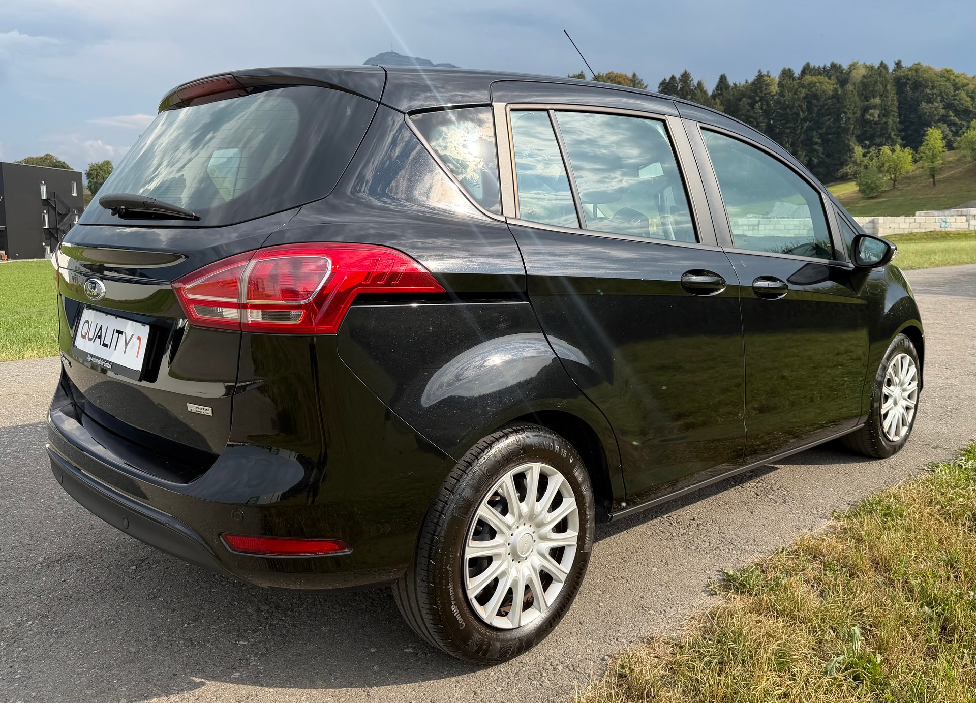 FORD B-Max 1.0 SCTi Titanium-image-5