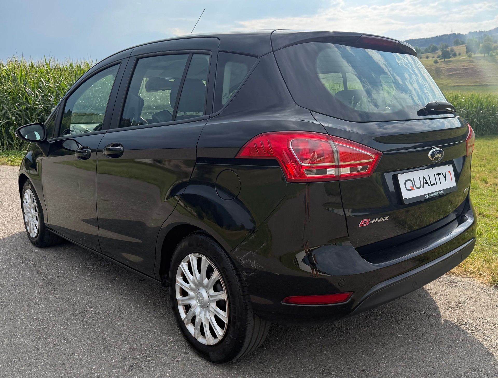 FORD B-Max 1.0 SCTi Titanium-image-3