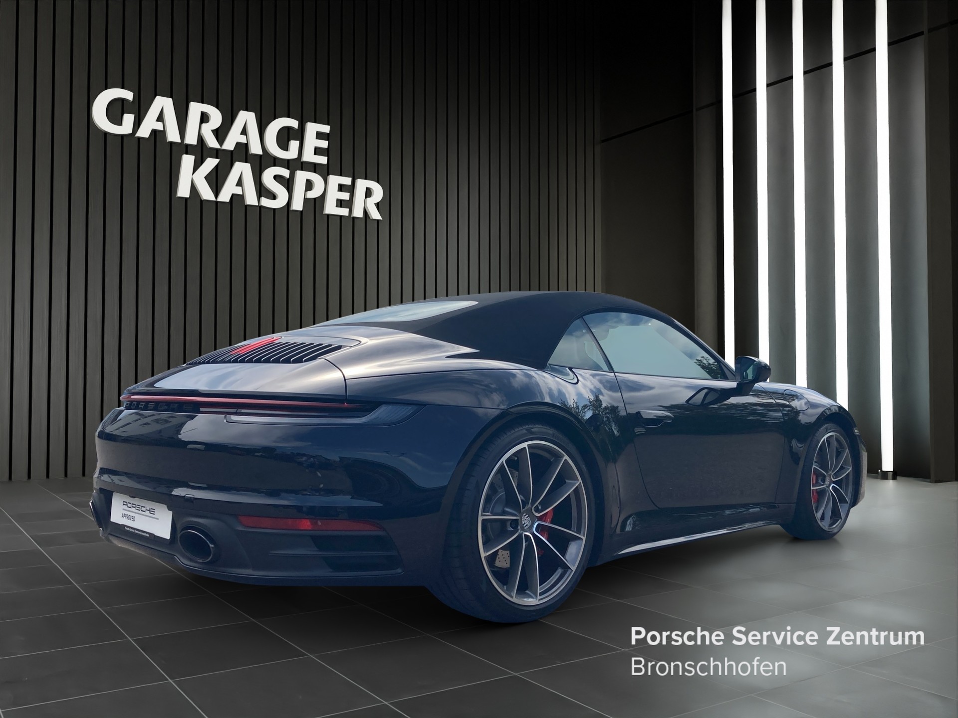 PORSCHE 911 Carrera 4S Cabriolet-image-4