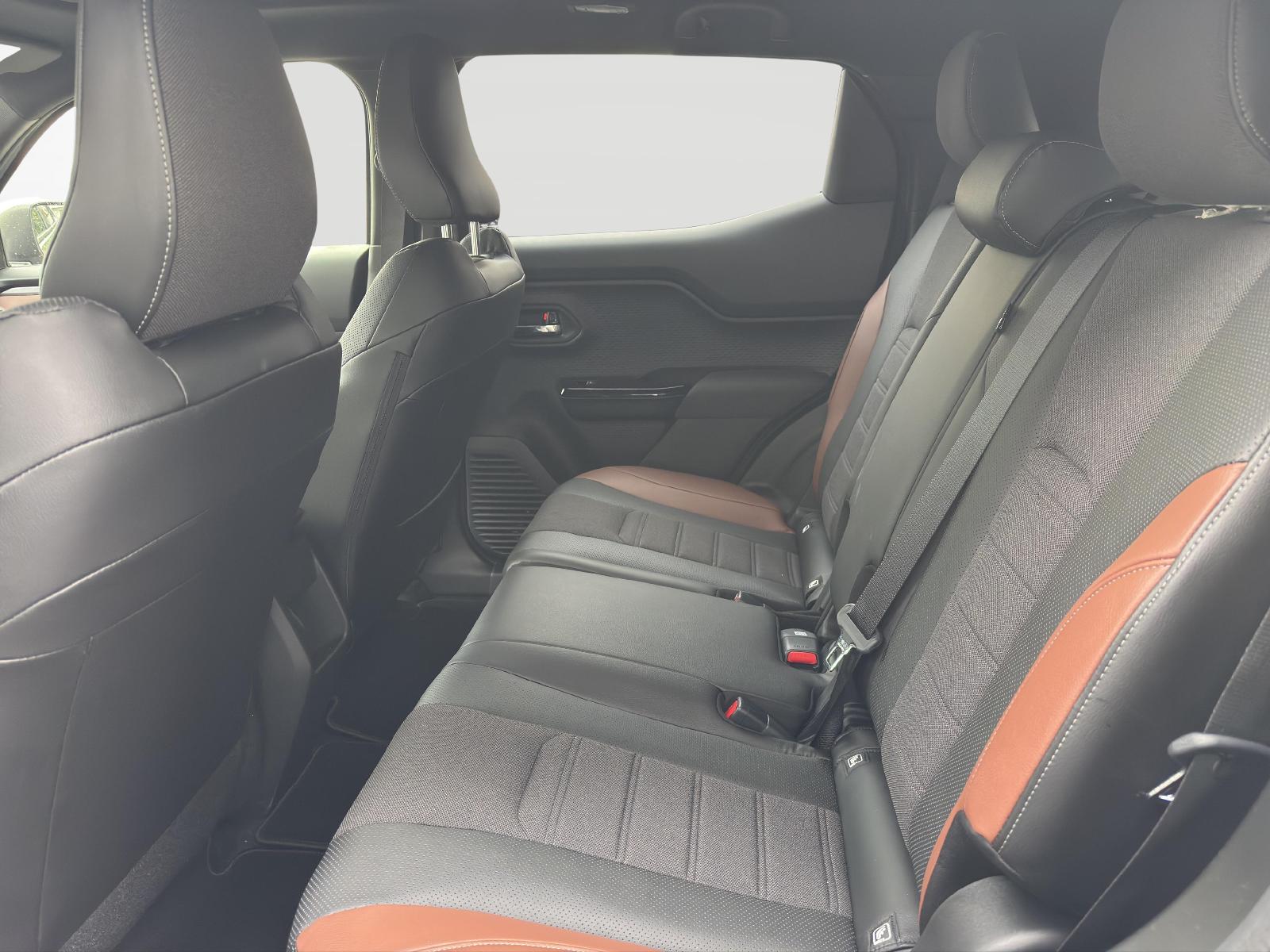 SUZUKI e Vitara Compact Top 4x4-image-7