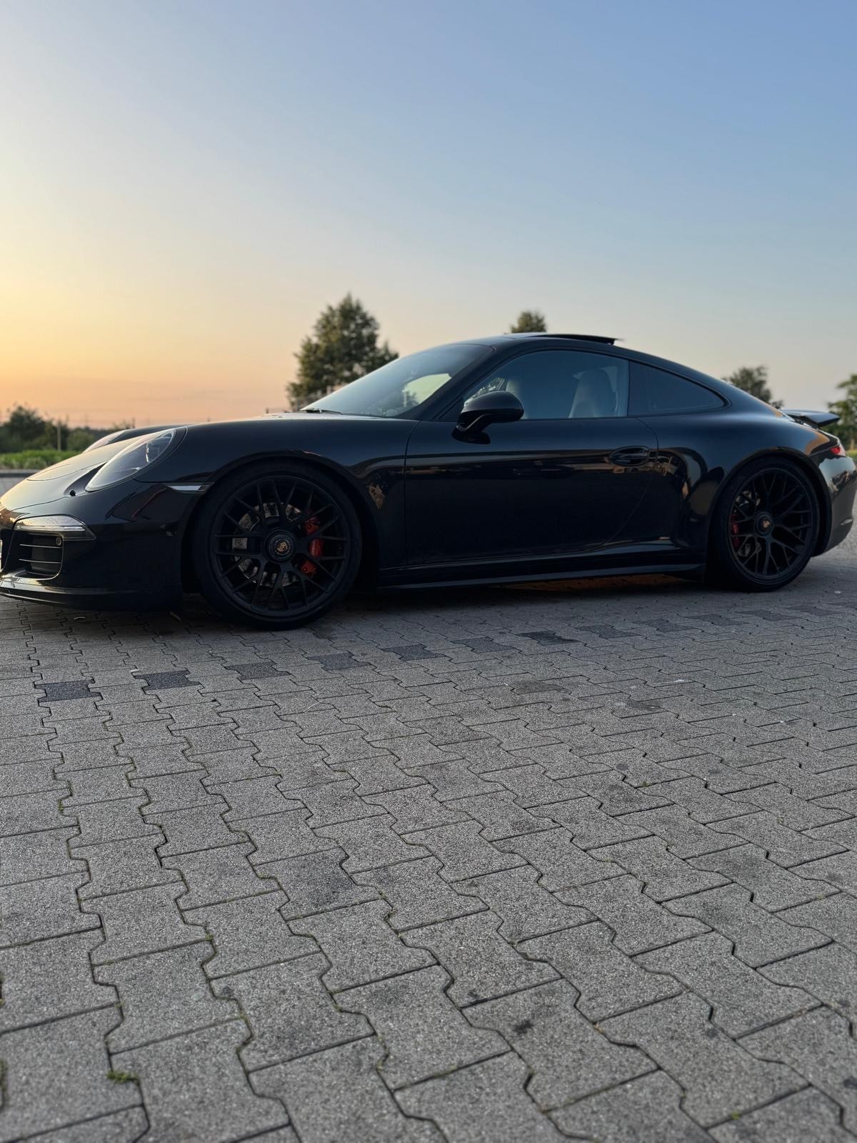 PORSCHE 3.8 Carrera GTS PDK-image-3