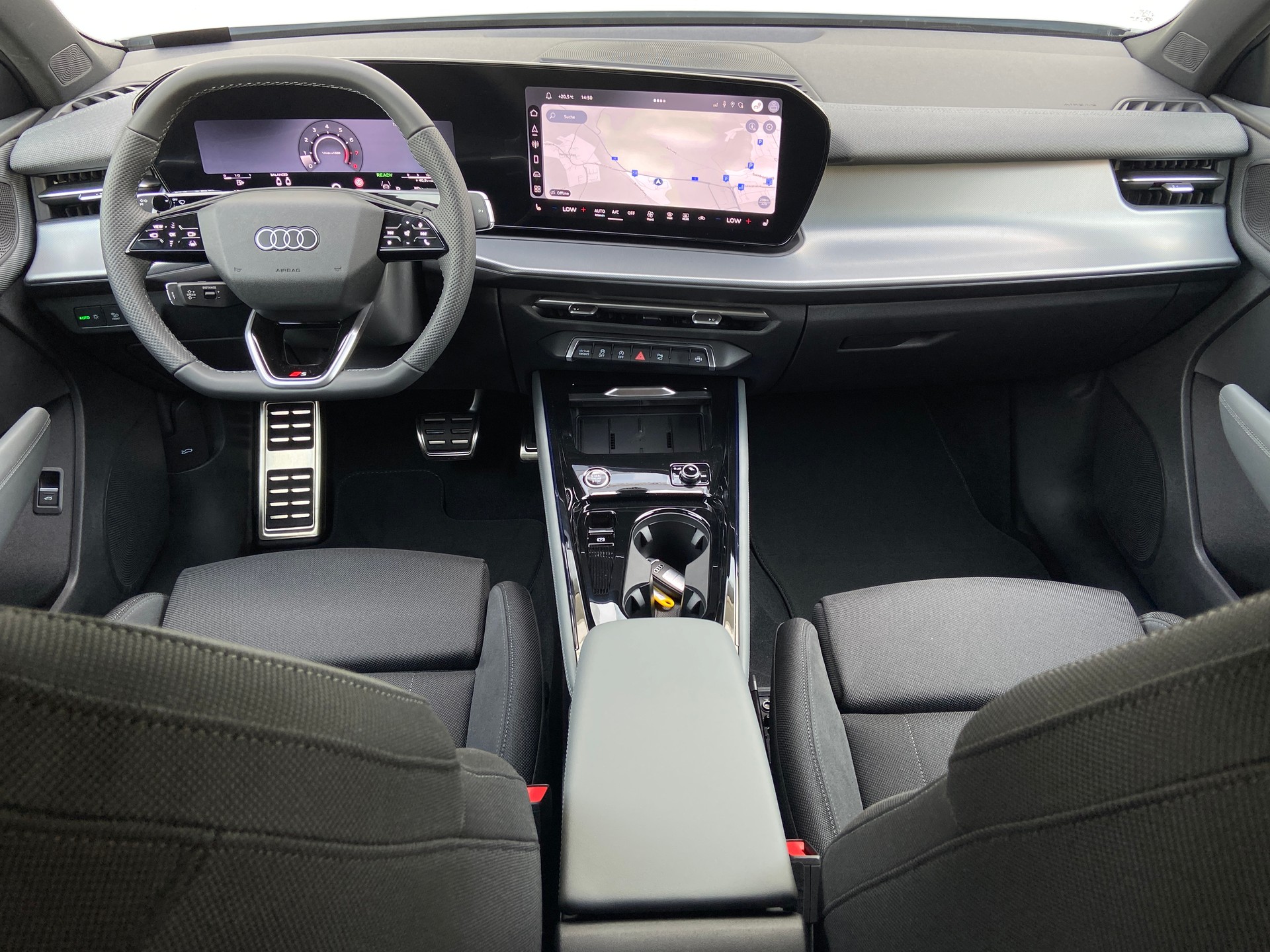 AUDI Q3 SUV TFSI quattro 265 Ps S tronic S-line-image-4