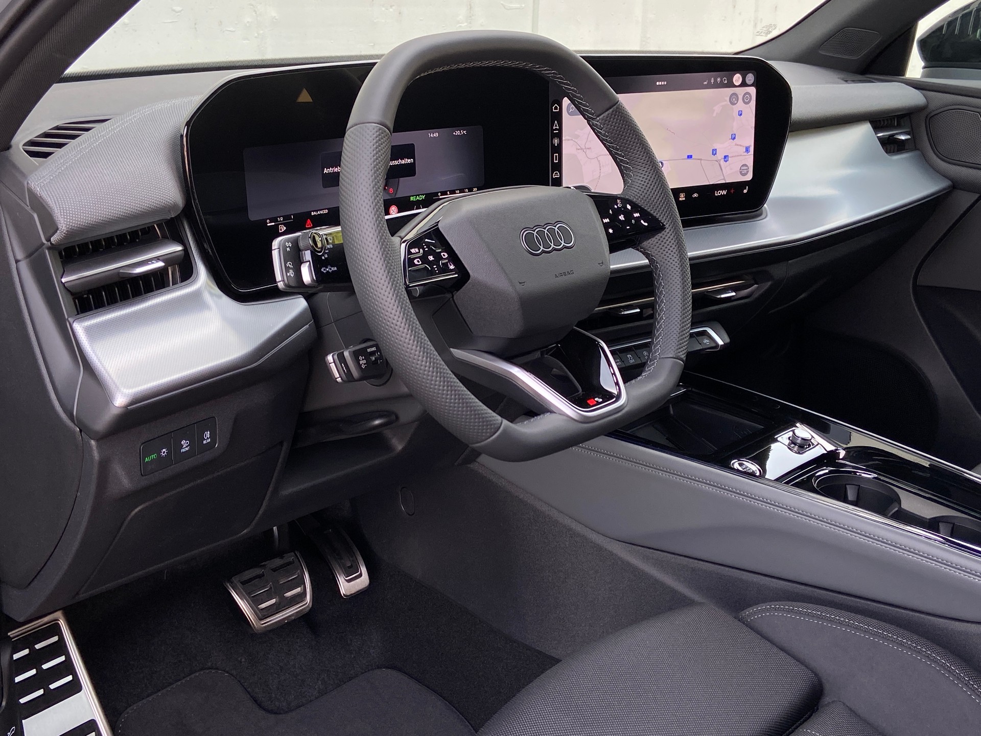 AUDI Q3 SUV TFSI quattro 265 Ps S tronic S-line-image-5