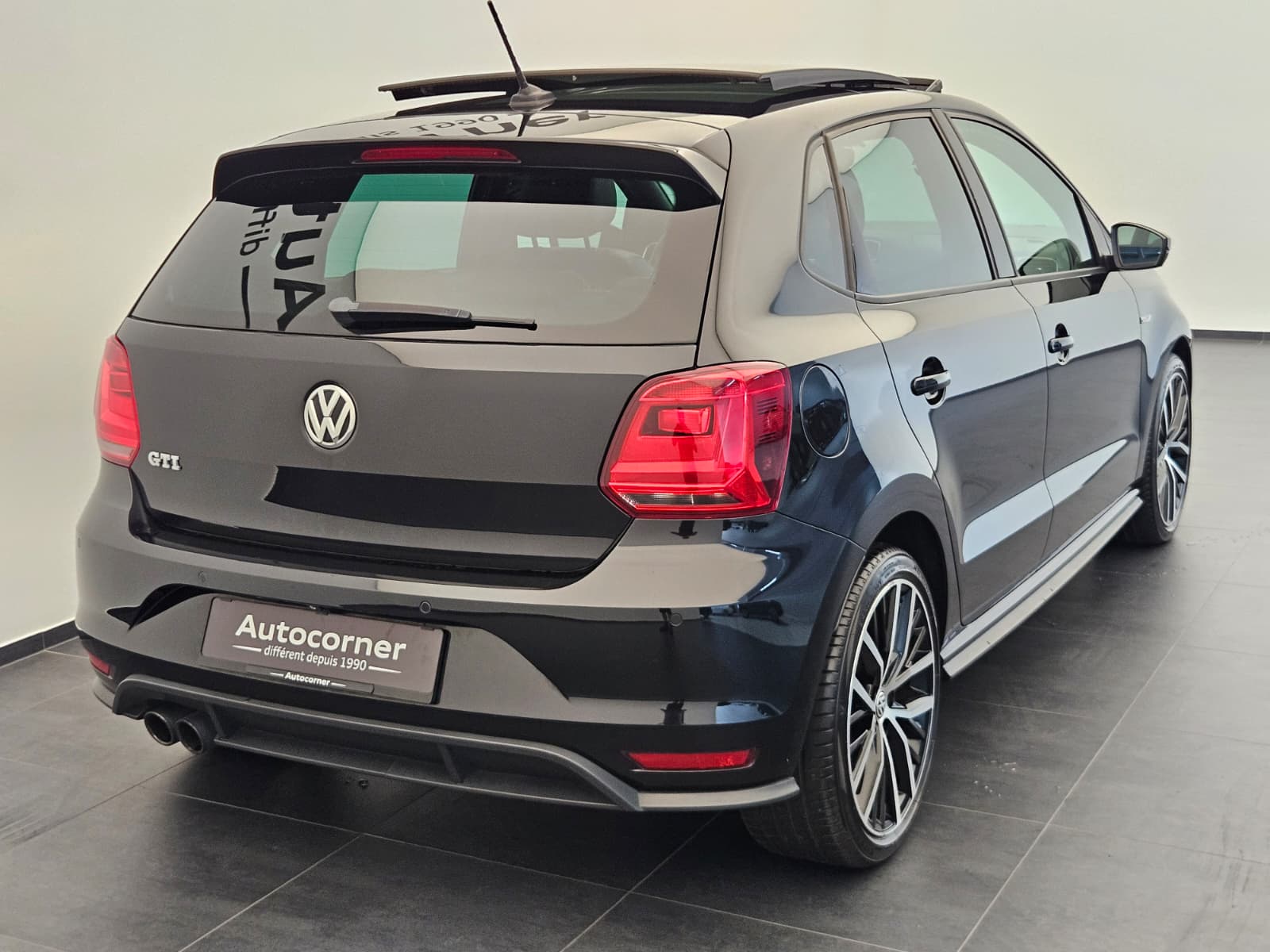VW Polo 1.8 TSI GTI DSG-image-6