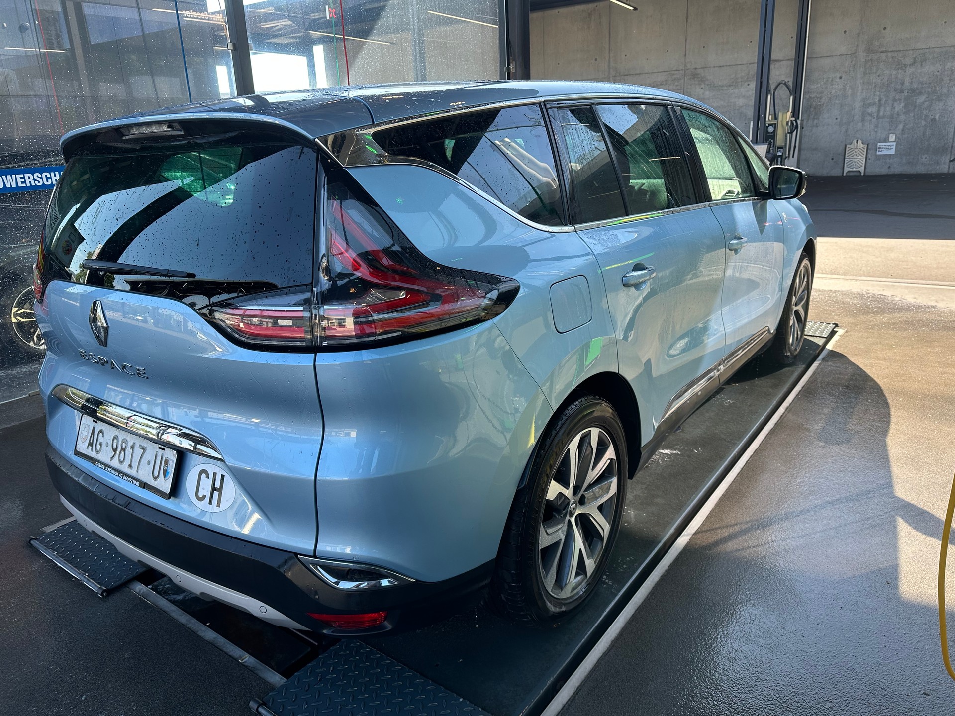 RENAULT Espace 1.6 dCi 90th Anniversary EDC-image-3