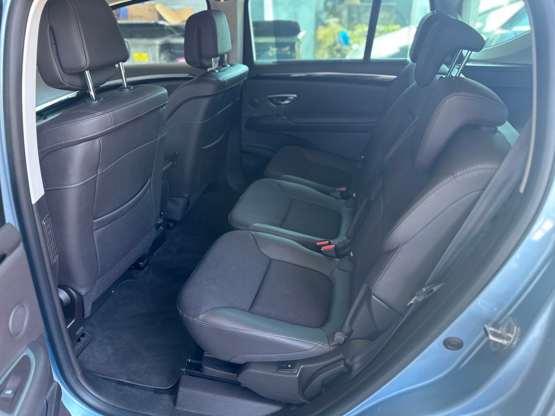 RENAULT Espace 1.6 dCi 90th Anniversary EDC-image-10